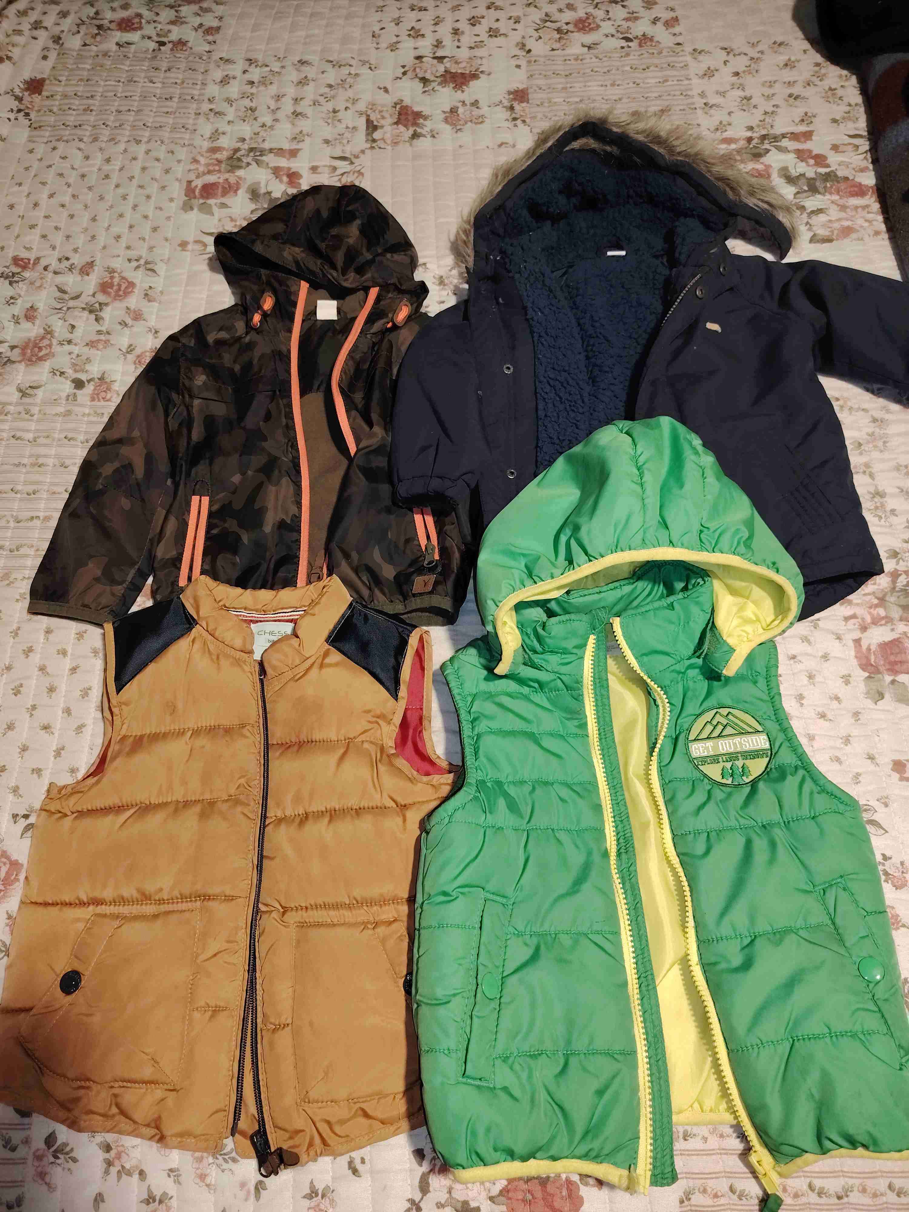 Chaquetas con capucha de niño - miniatura 1