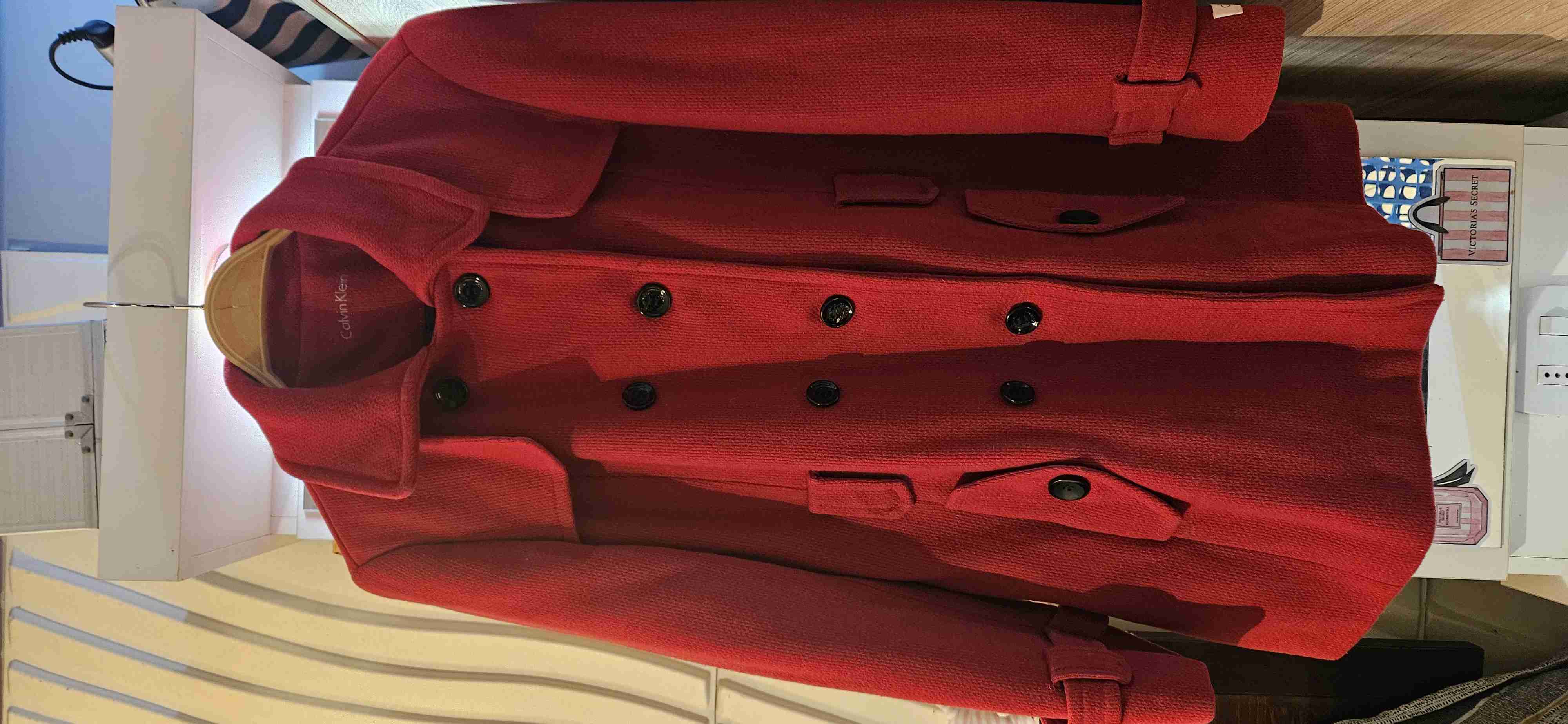 Abrigo rojo Calvin Klein talla L - miniatura 4