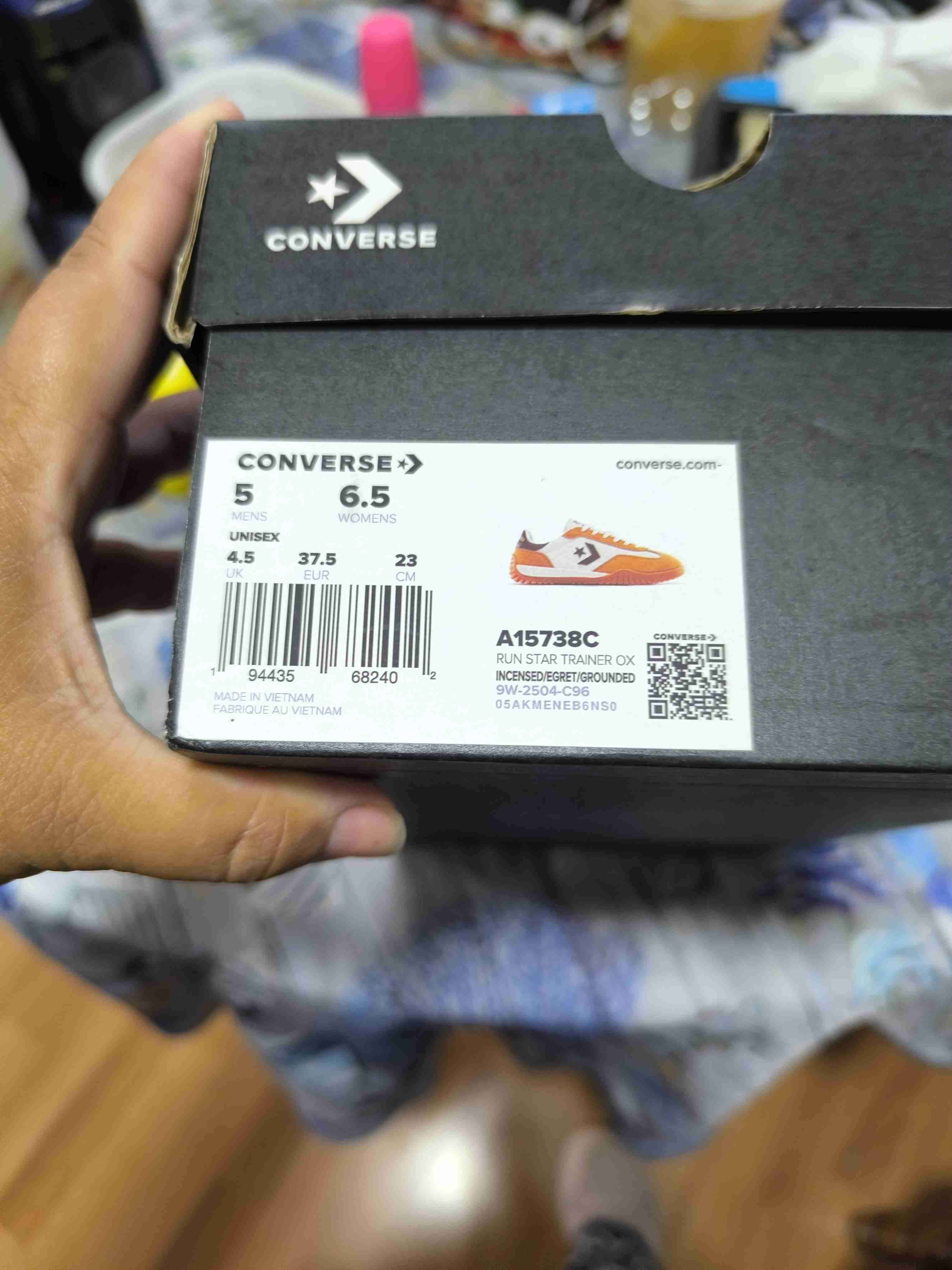 Zapatillas blancas con detalles café - miniatura 4