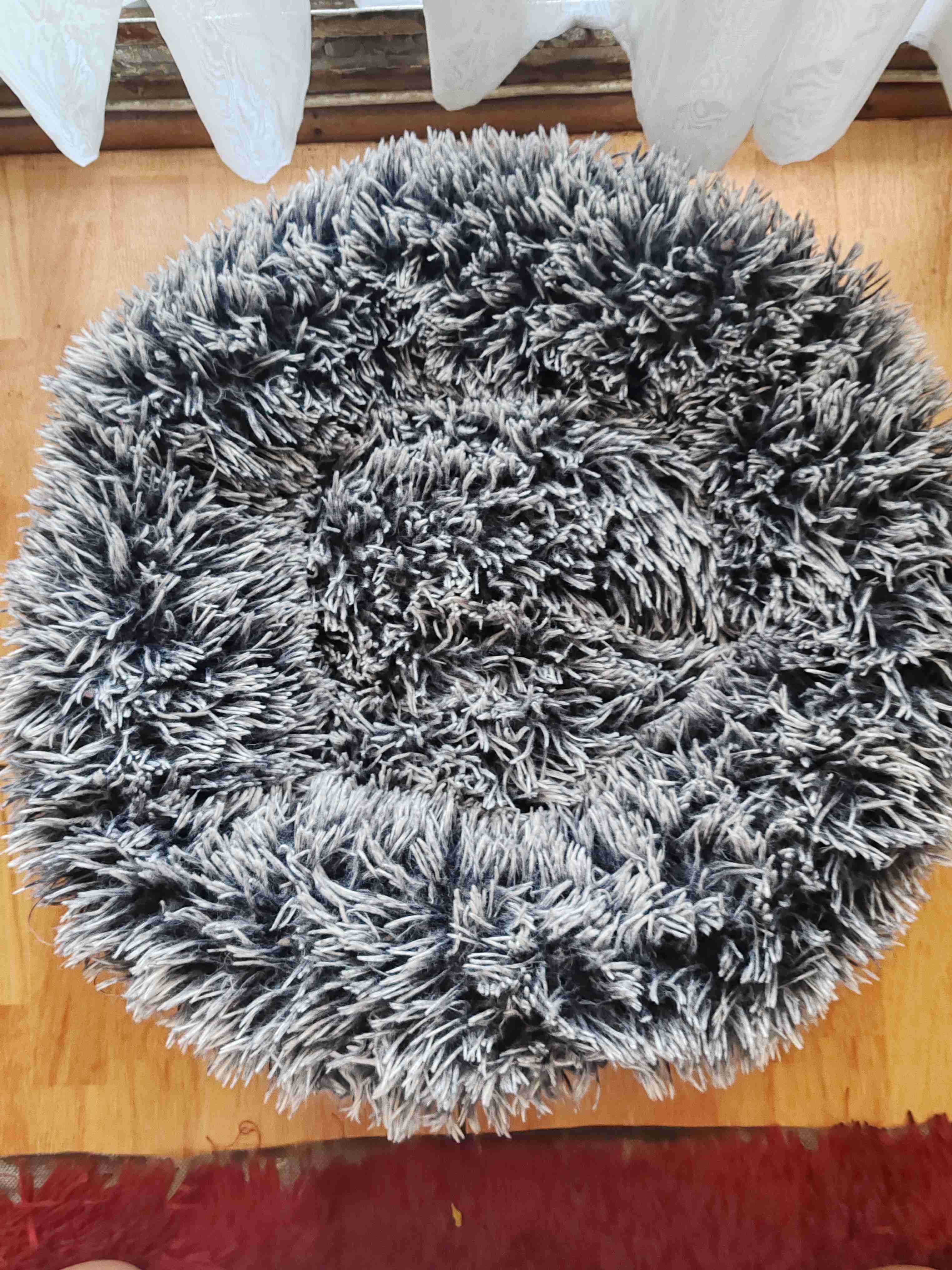 Cama mascota de felpa con rostro divertido - miniatura 3