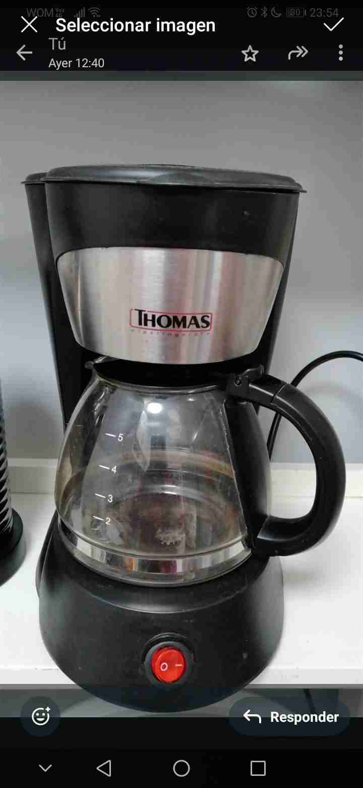 Cafetera Thomas de filtro negra
