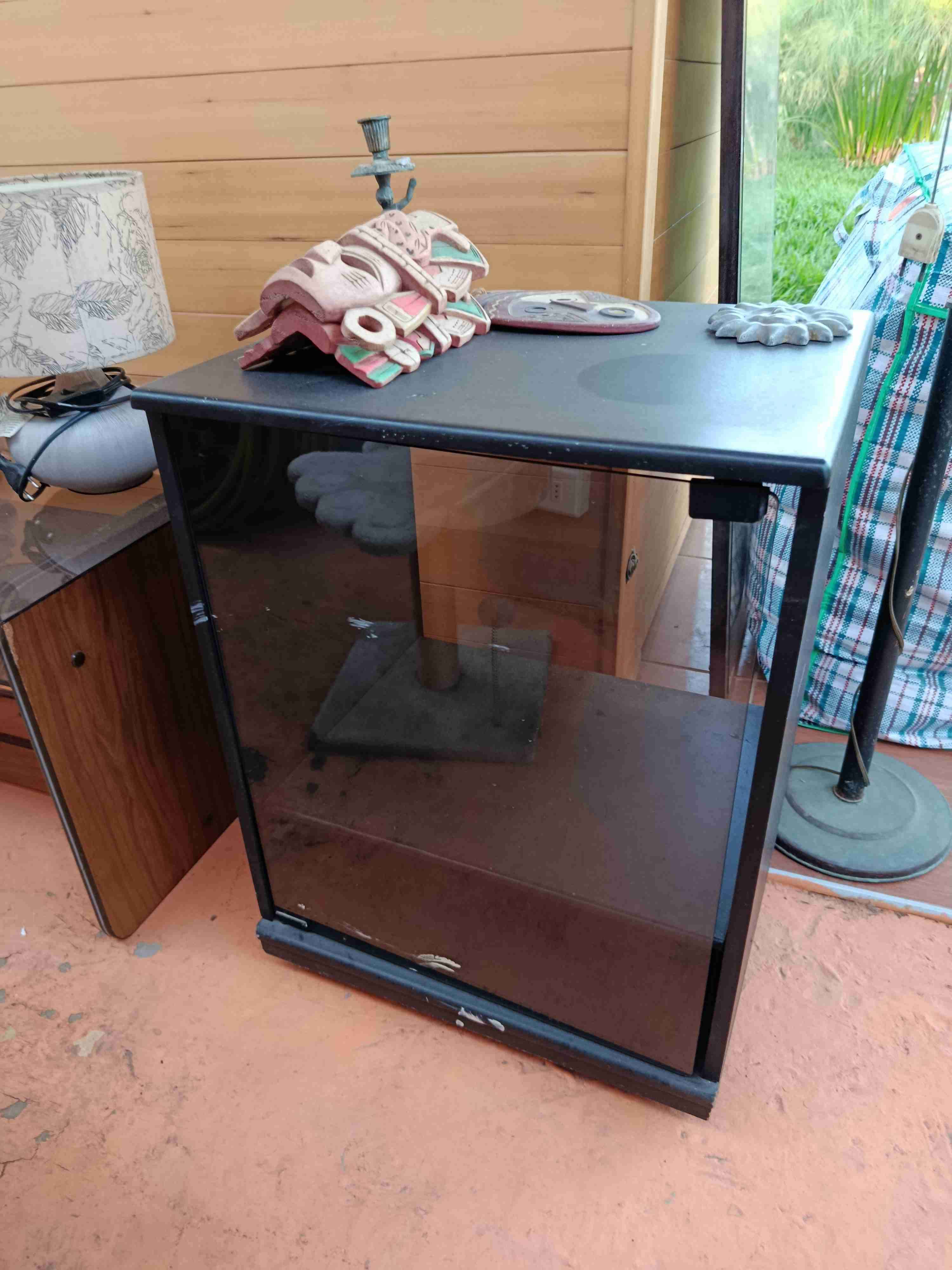 Mini refrigerador blanco cama dos plazas rack espe - miniatura 4