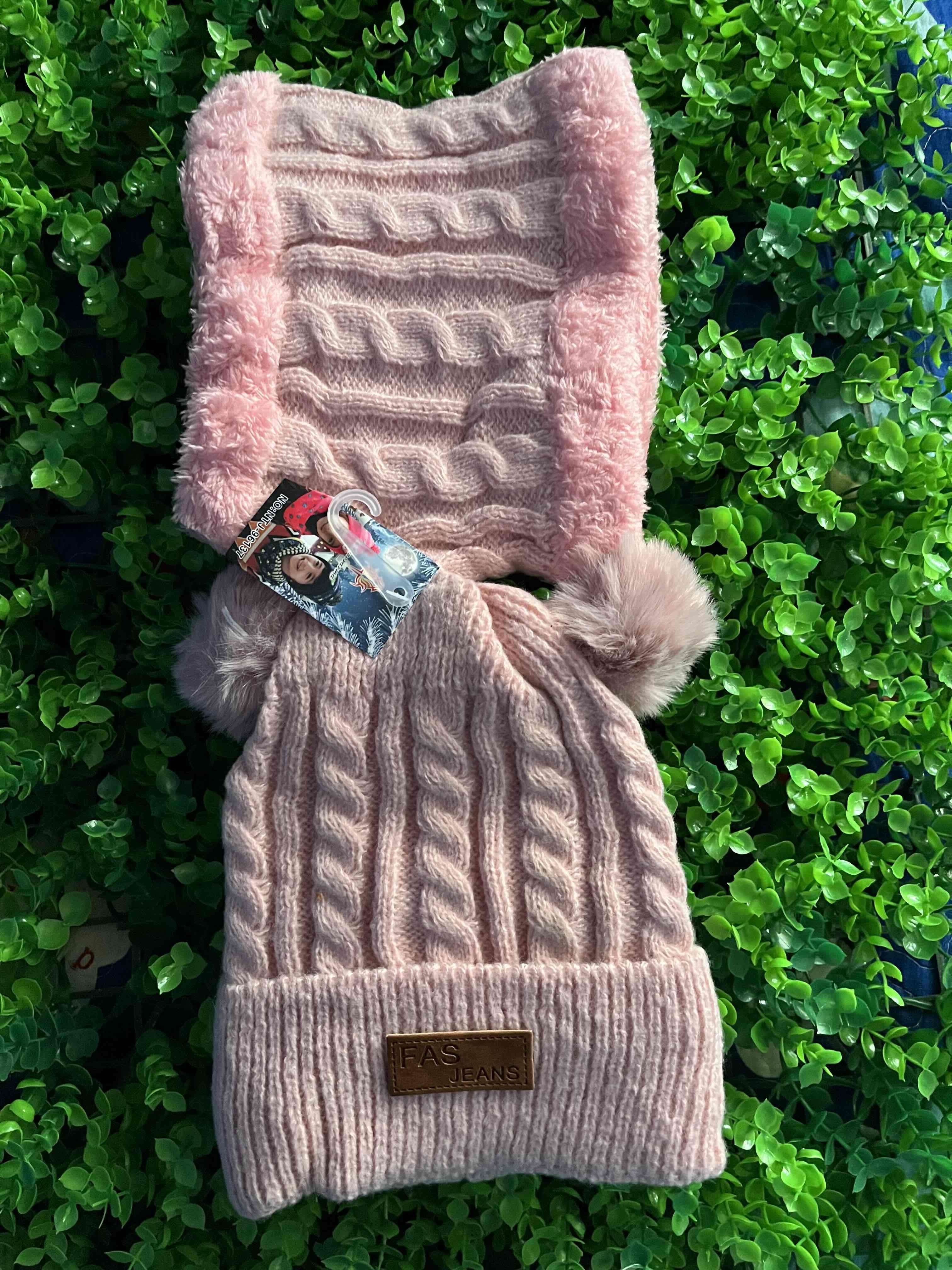 Set de gorro y bufanda gris - miniatura 3