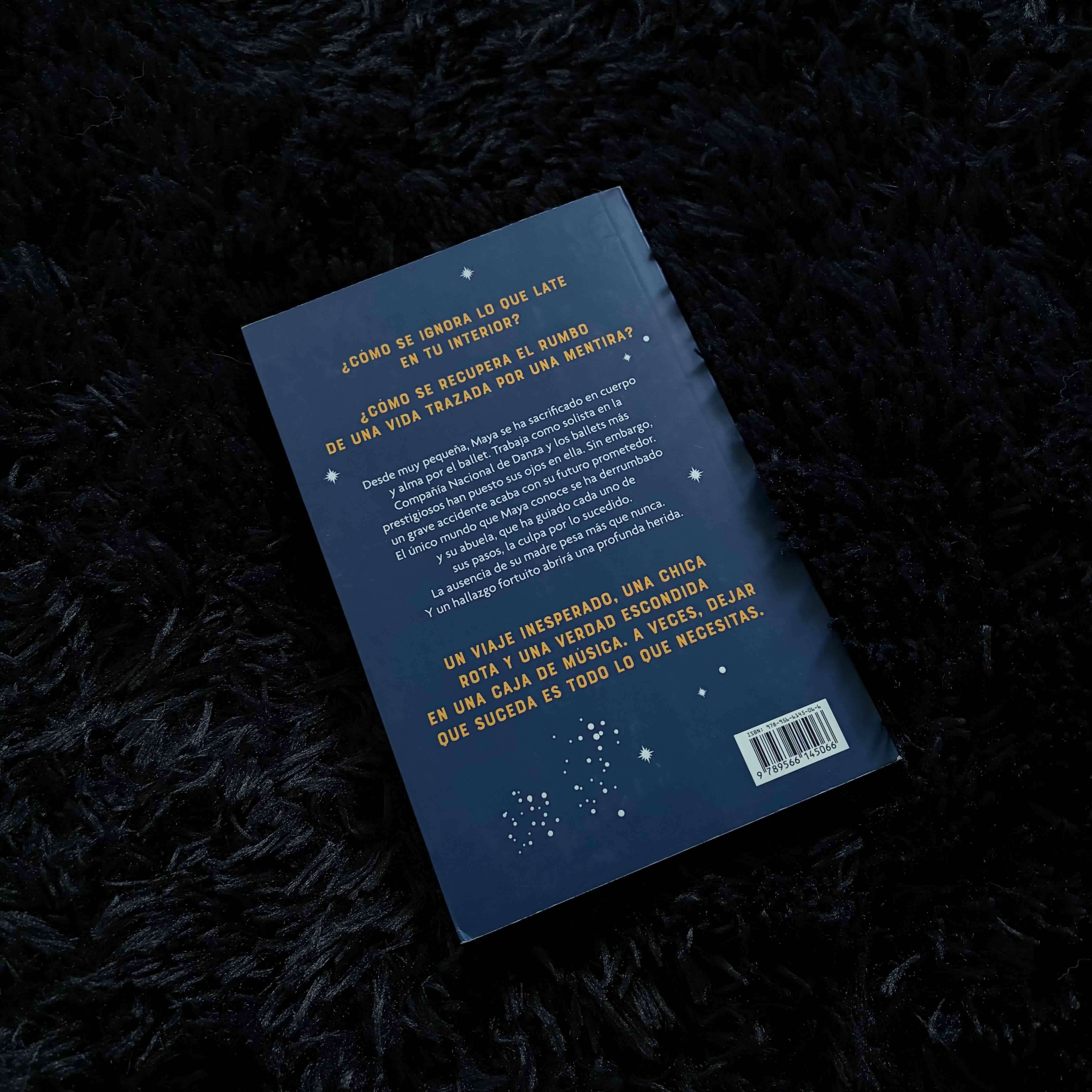 Libro 'Cuando no queden más estrellas que contar' - miniatura 3