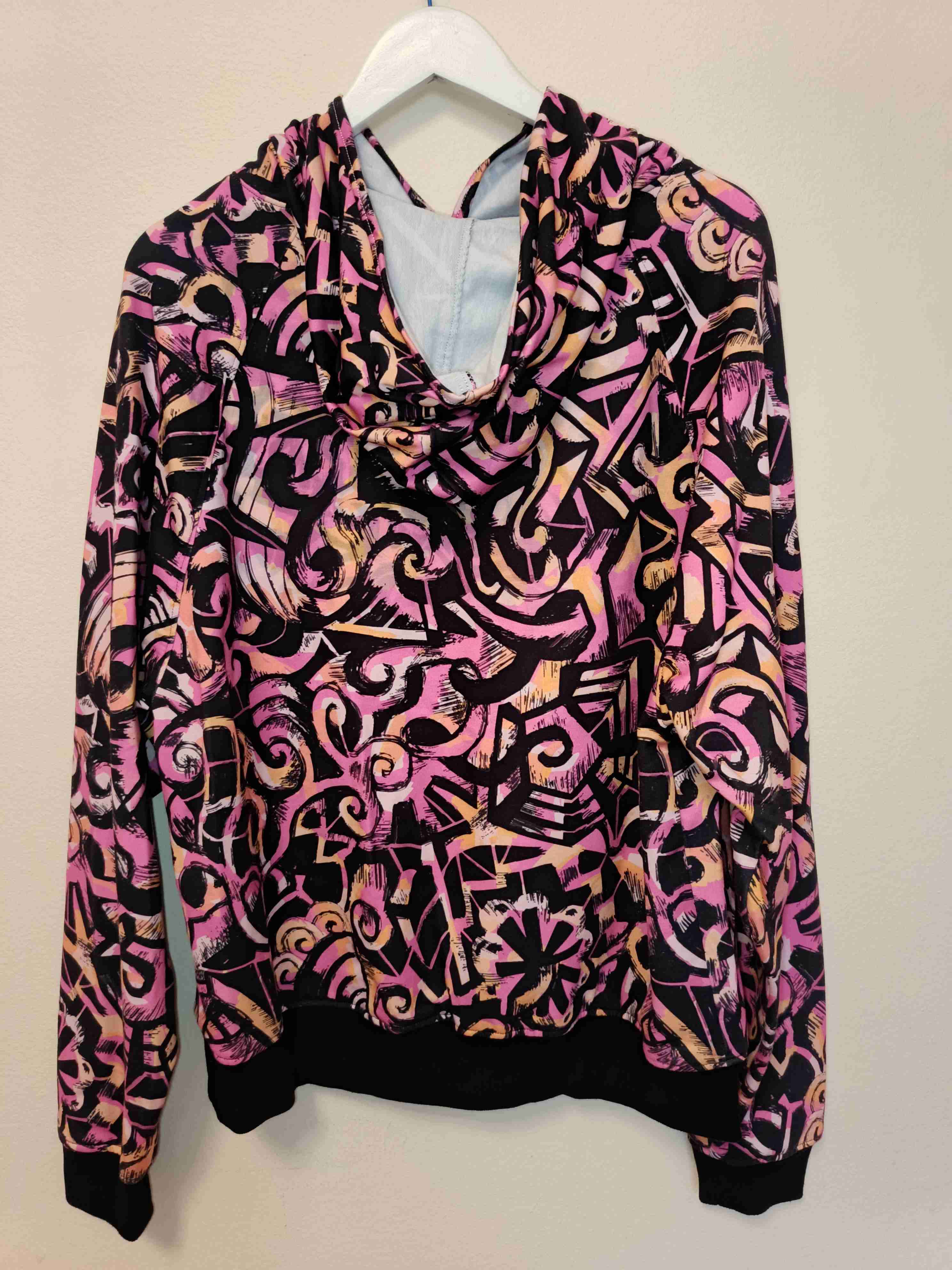 Polerón con capucha - miniatura 2