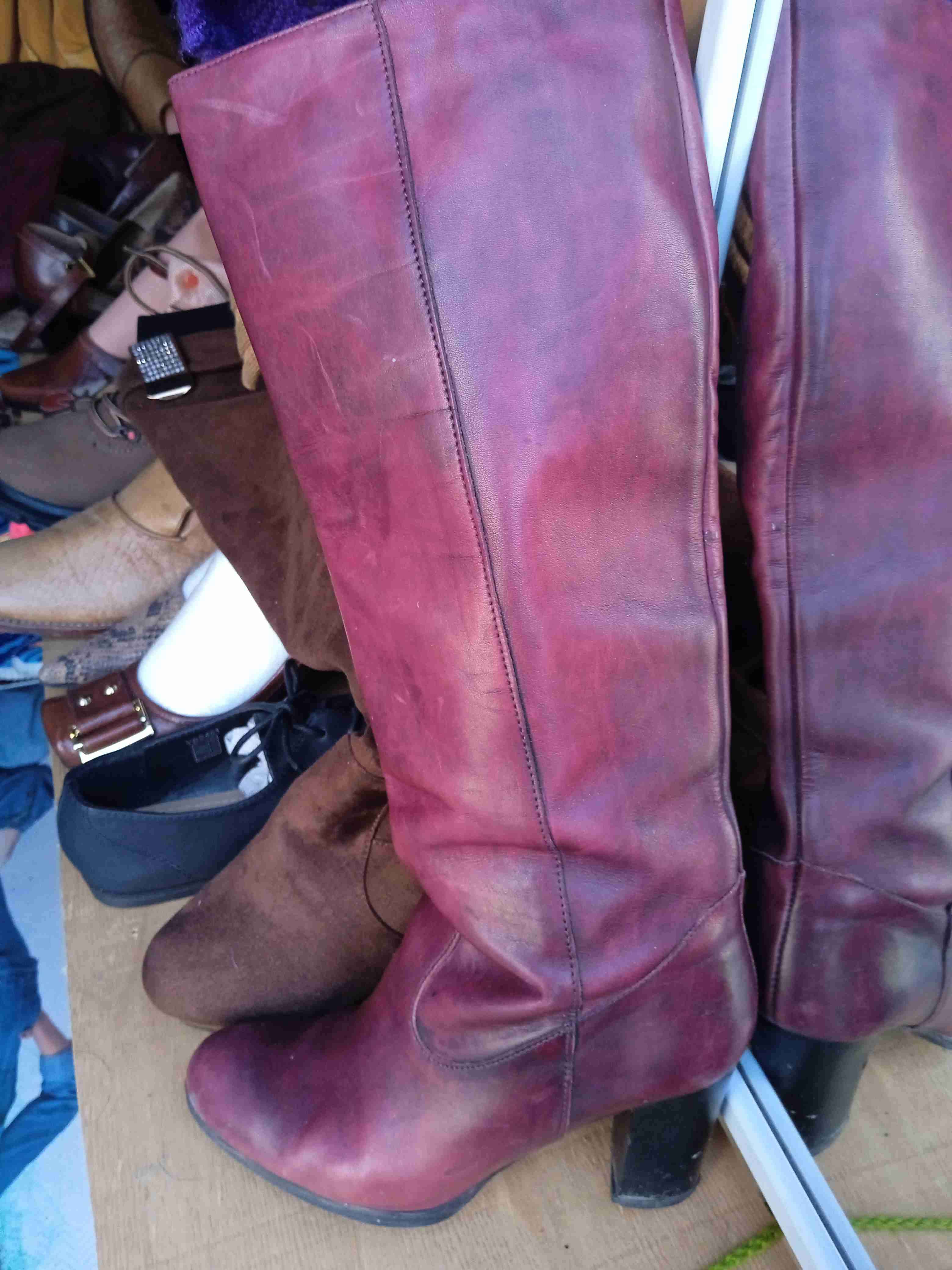 Botas altas color burdeos - miniatura 1