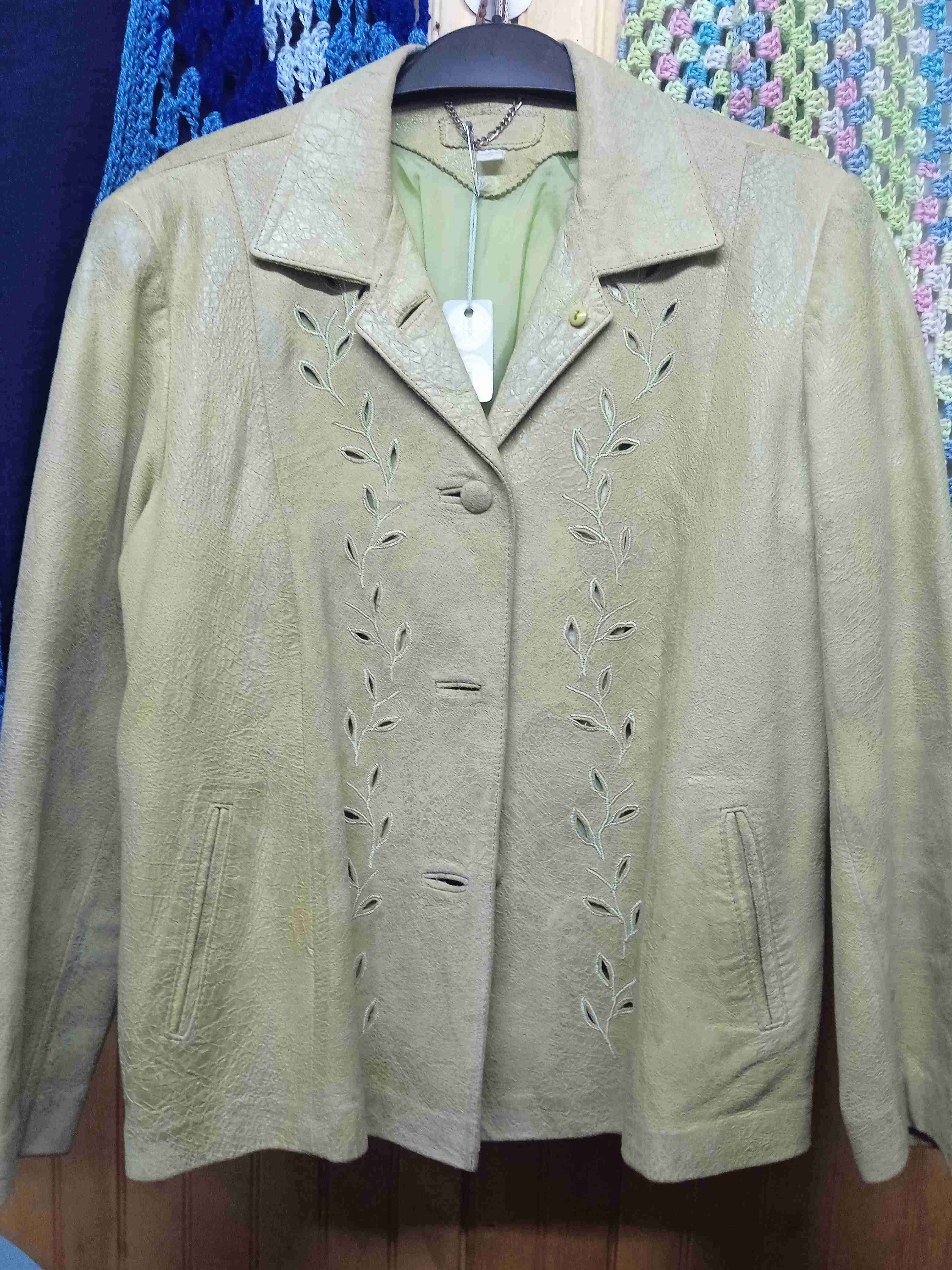 Chaqueta cuero - miniatura 2