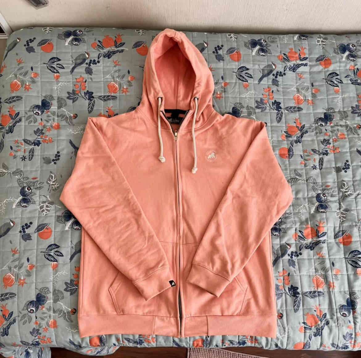 Poleron con capucha Wild Balance L