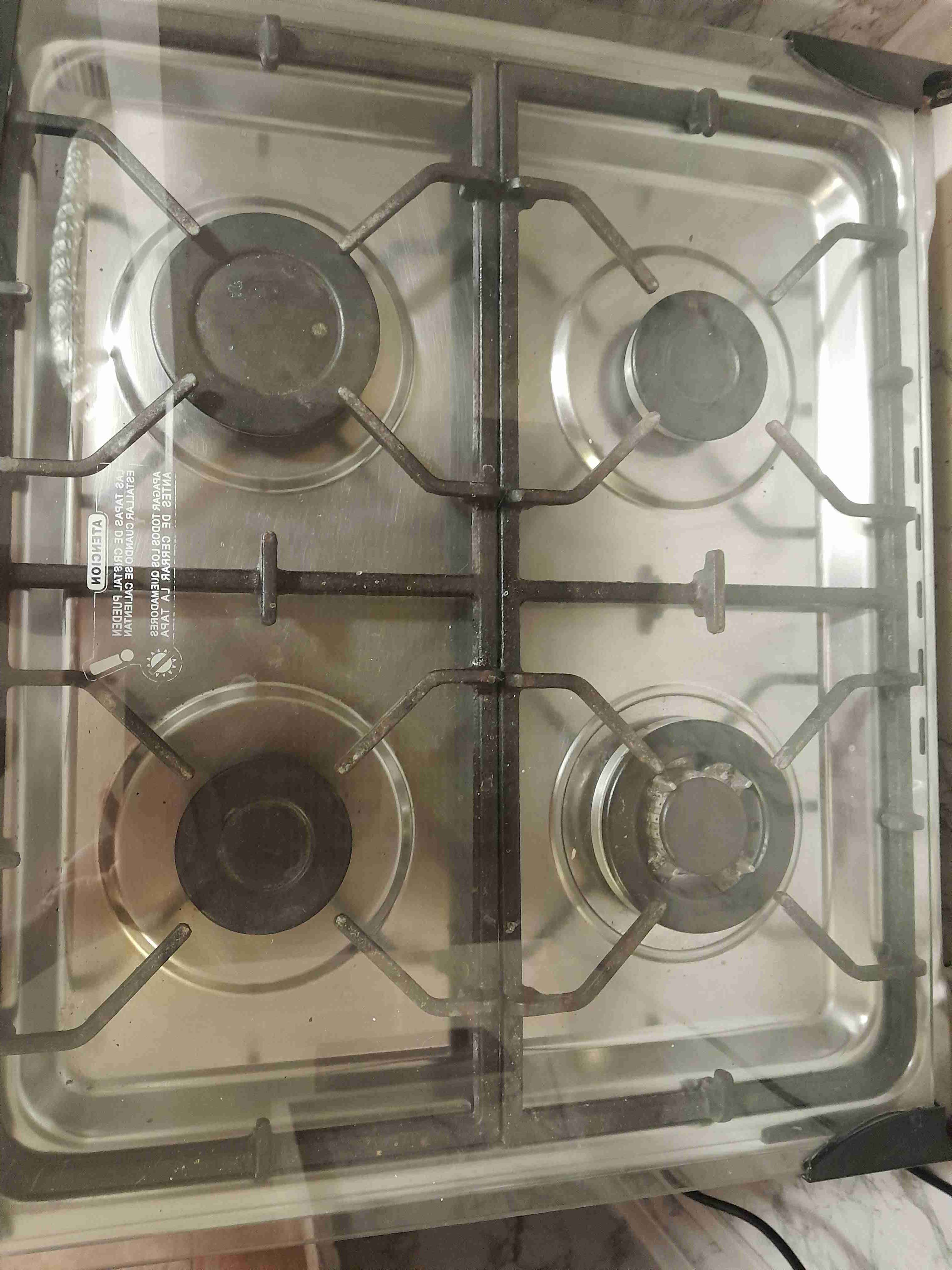 Cocina a gas de cuatro quemadores - miniatura 2