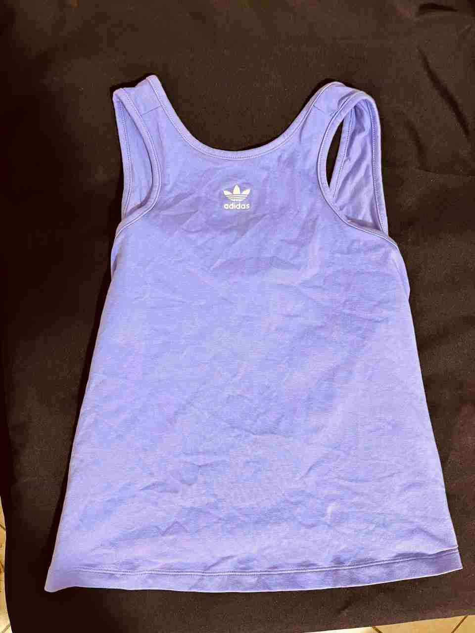 Polera adidas morada con rayas - miniatura 2