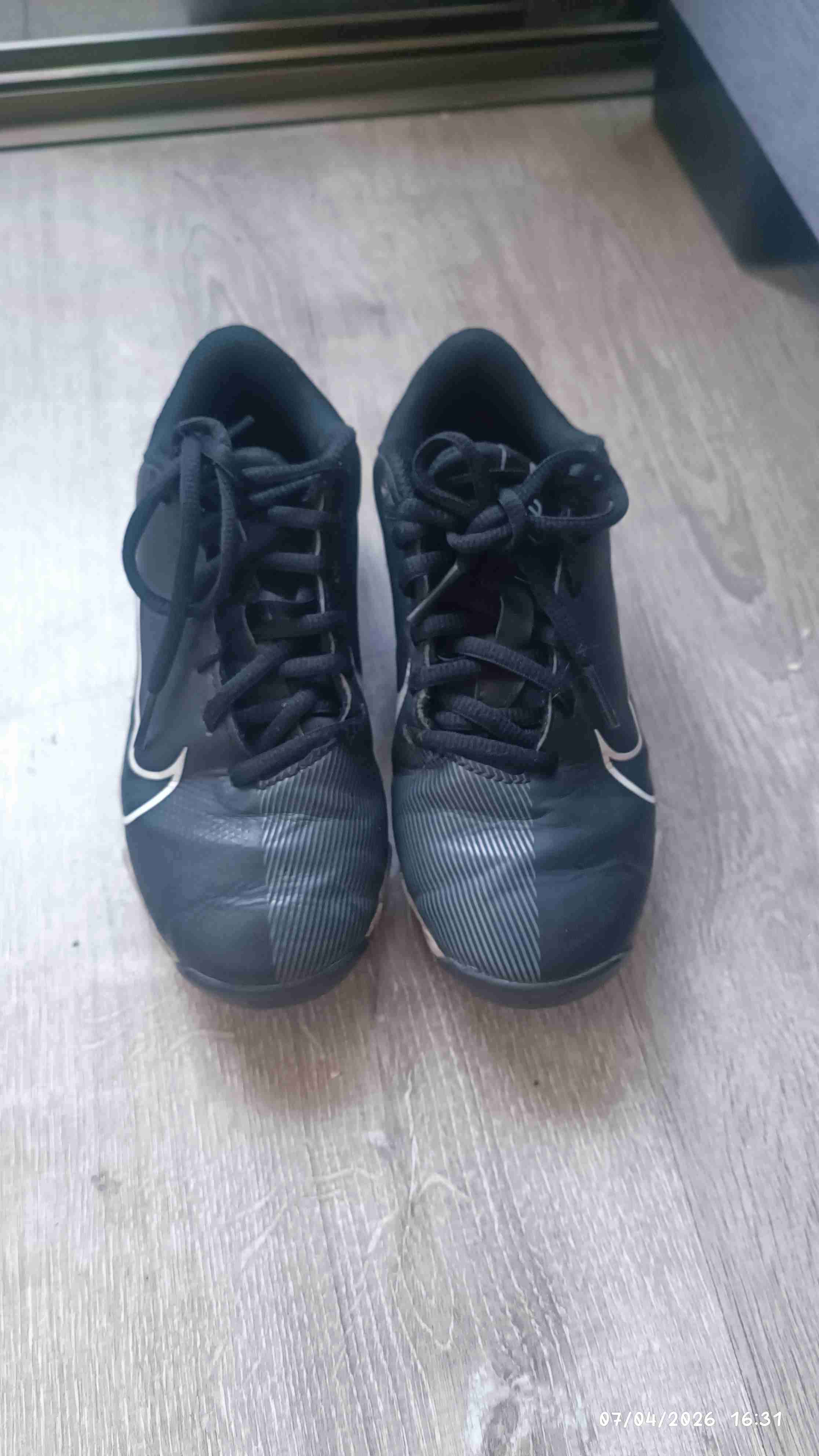 Zapatos de fútbol Nike negros - miniatura 3