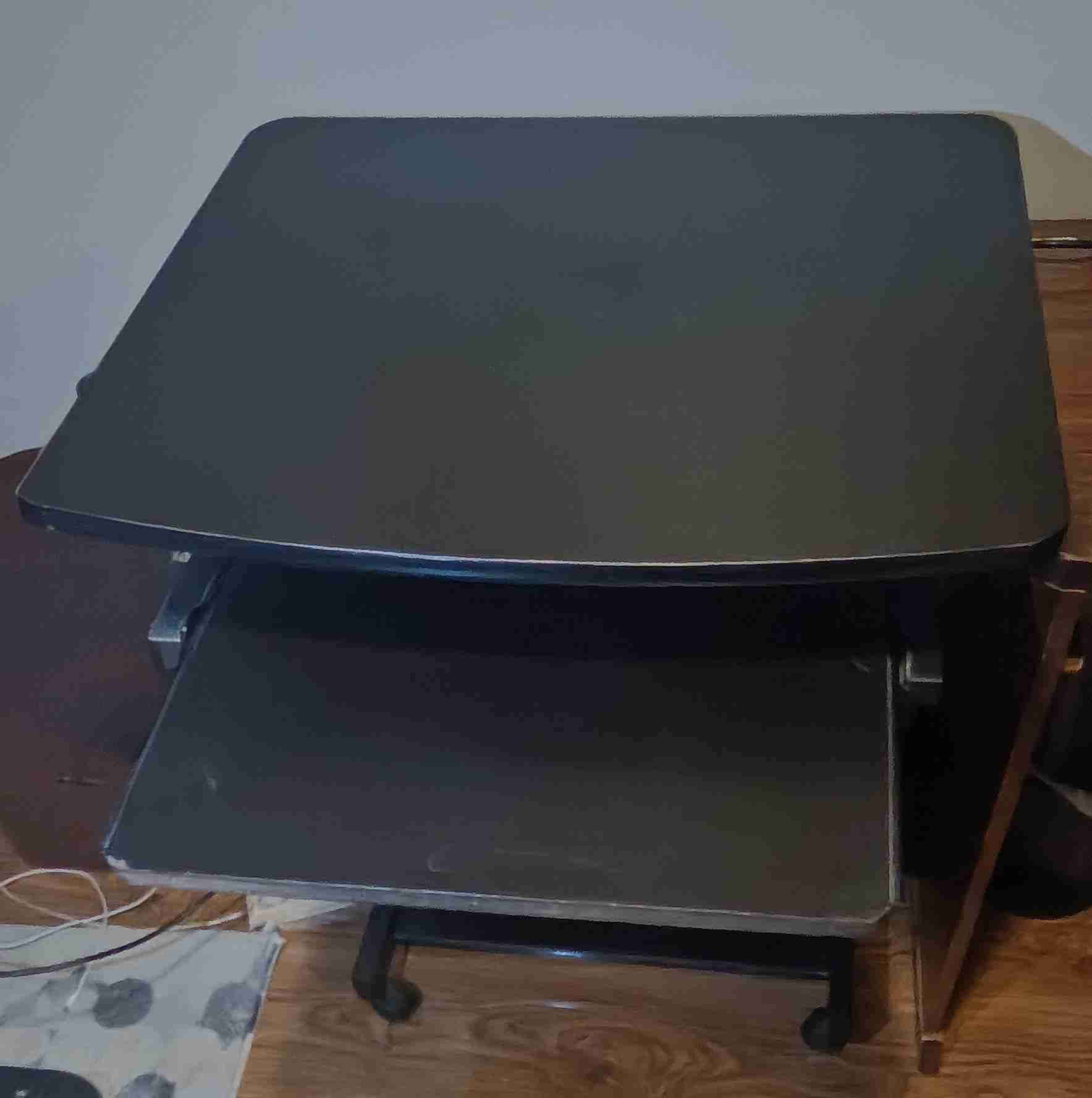 Escritorio de computador negro - miniatura 2