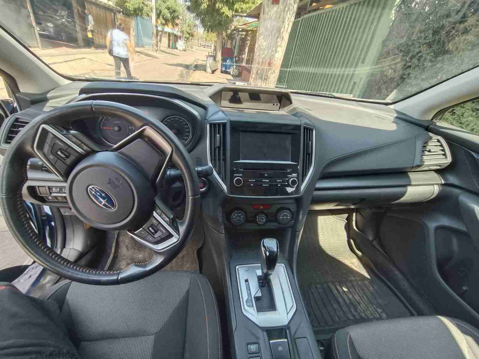 Subaru Impreza 2.0 CVT XvAño: 2023 - miniatura 4