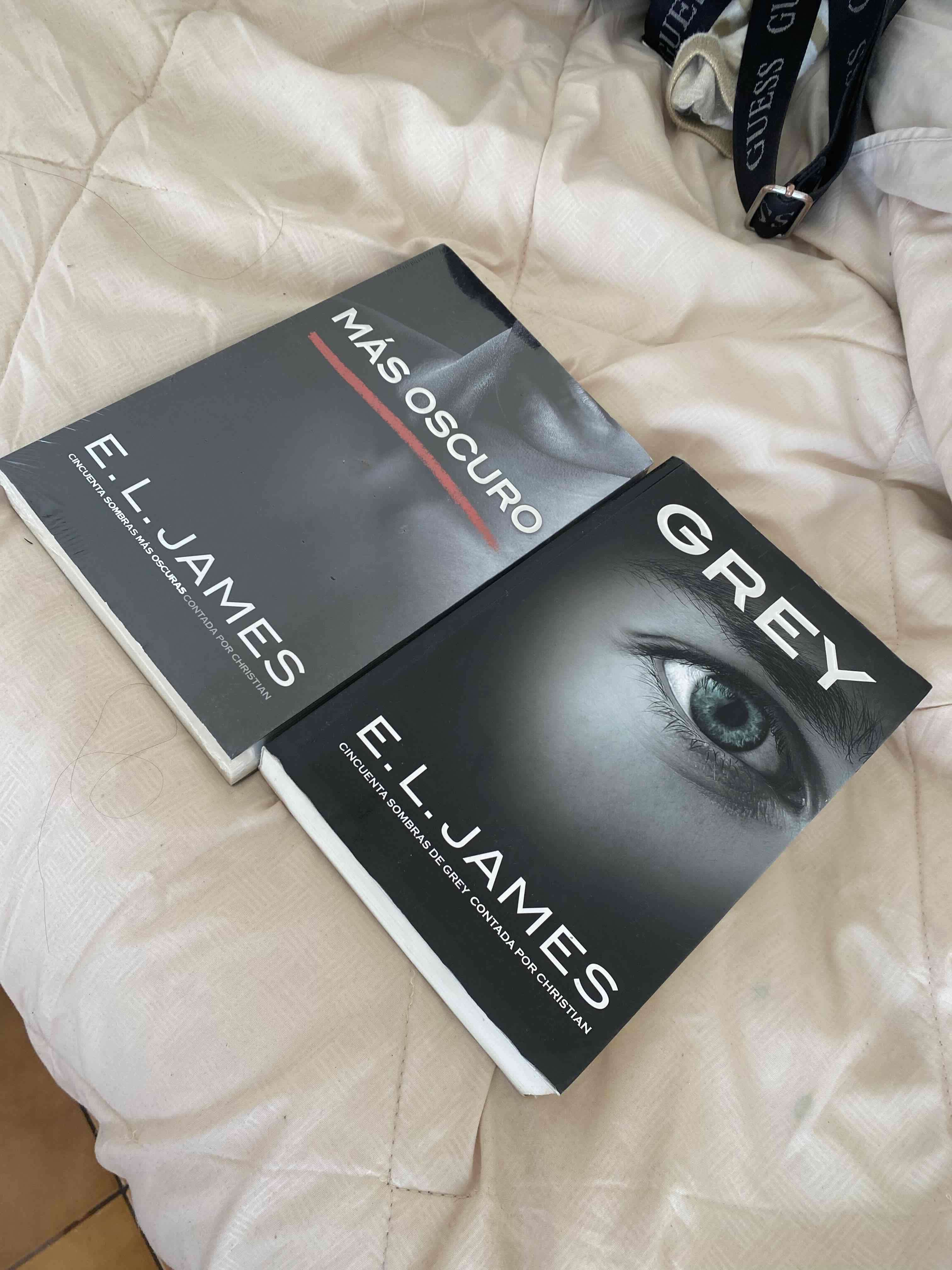 Libro 'Grey' de E.L. James - miniatura 2