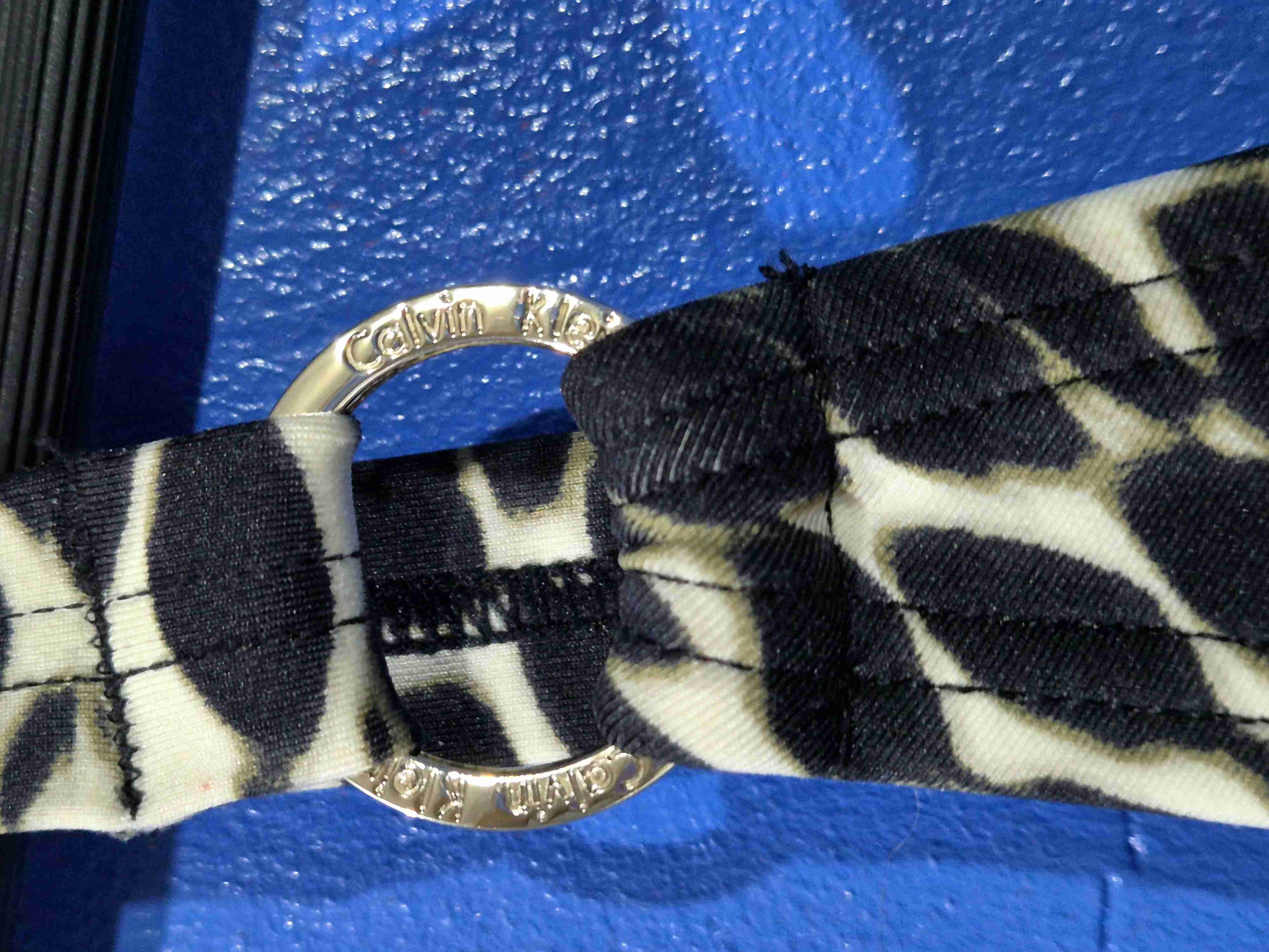 Traje de baño estampado animal calvin klein - miniatura 2