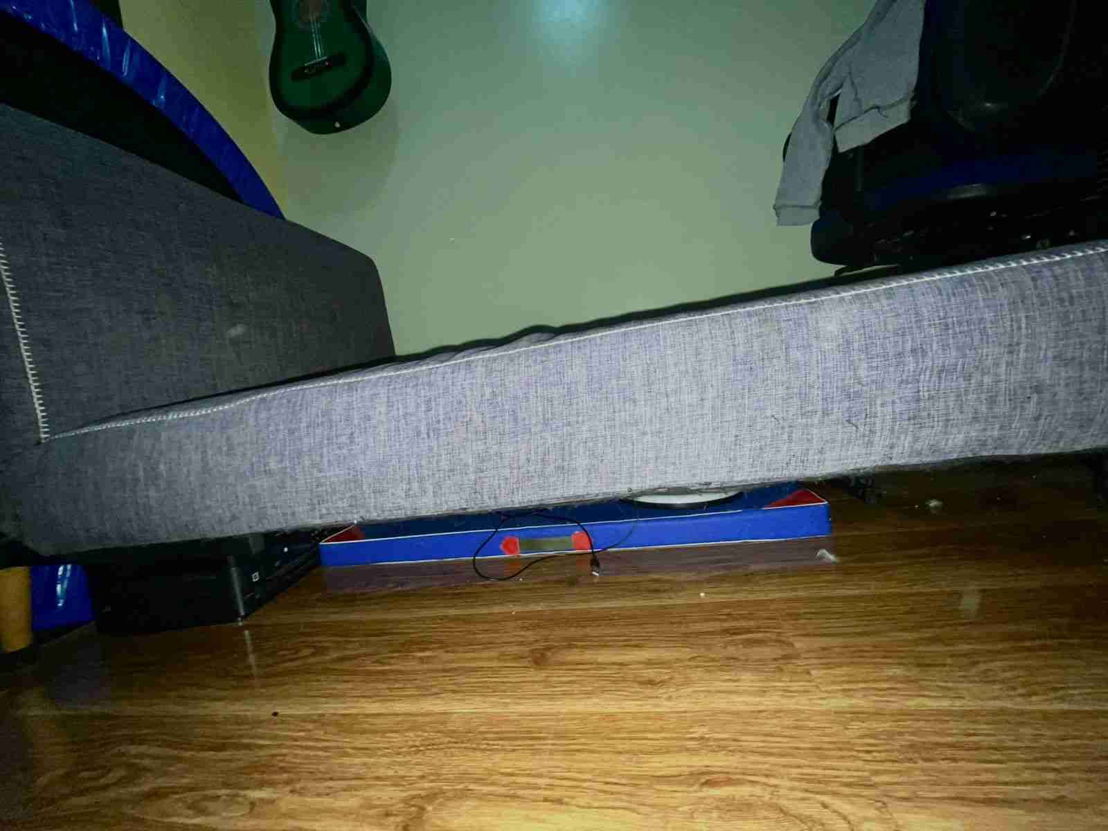 Sofá cama gris moderno - miniatura 5