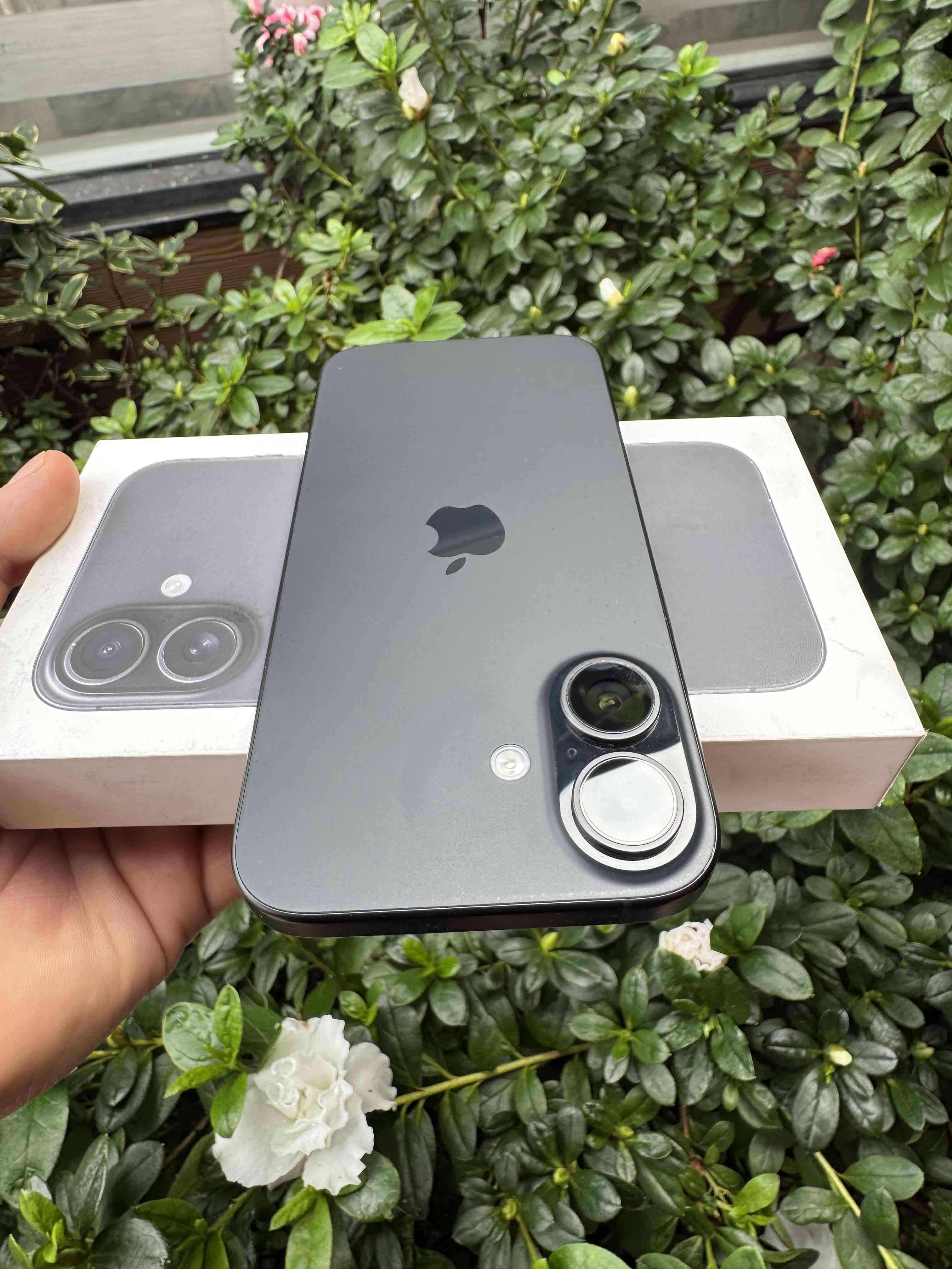 iPhone 16 de 256GB - miniatura 4