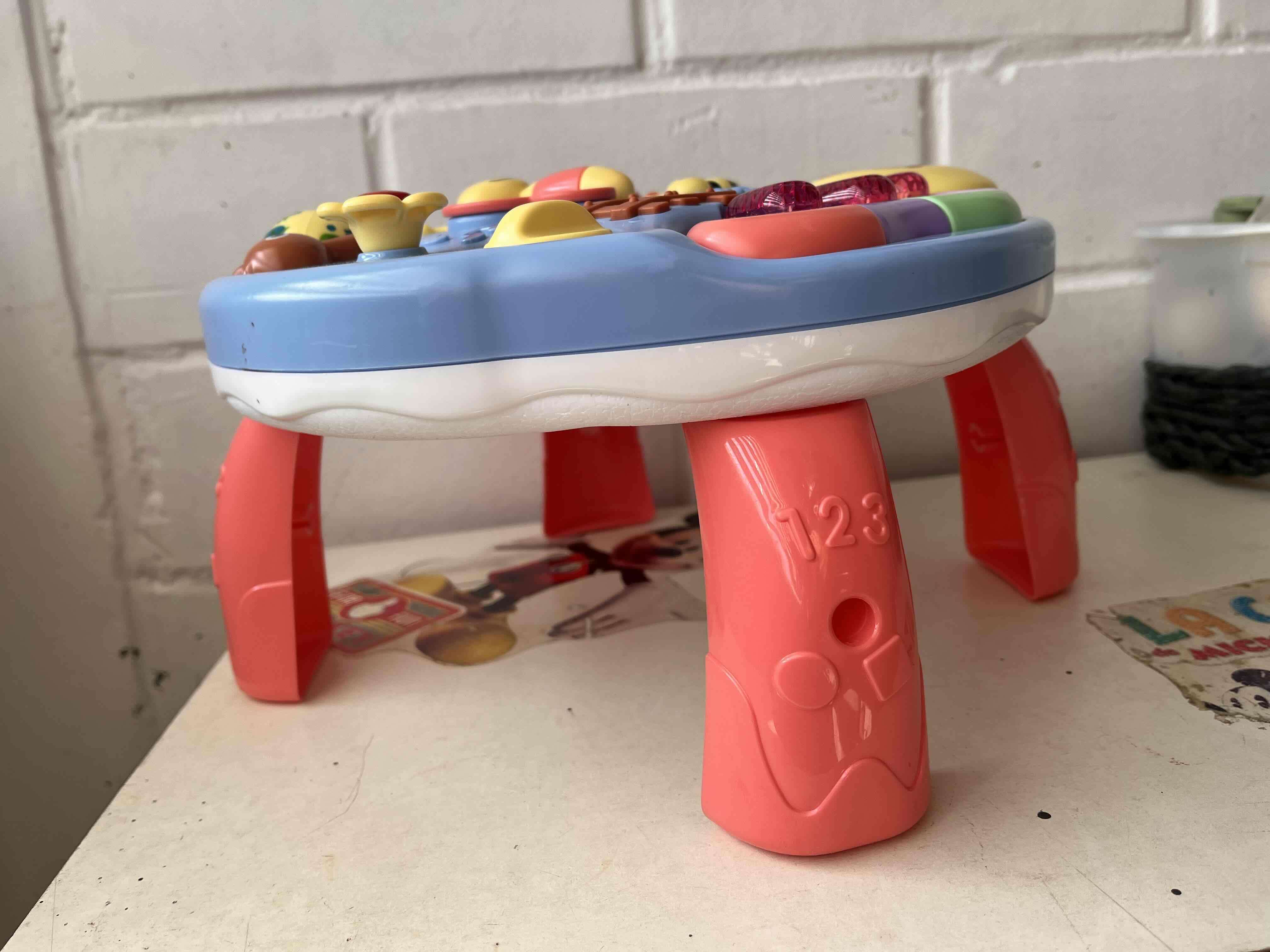 Mesa de actividades infantil - miniatura 2