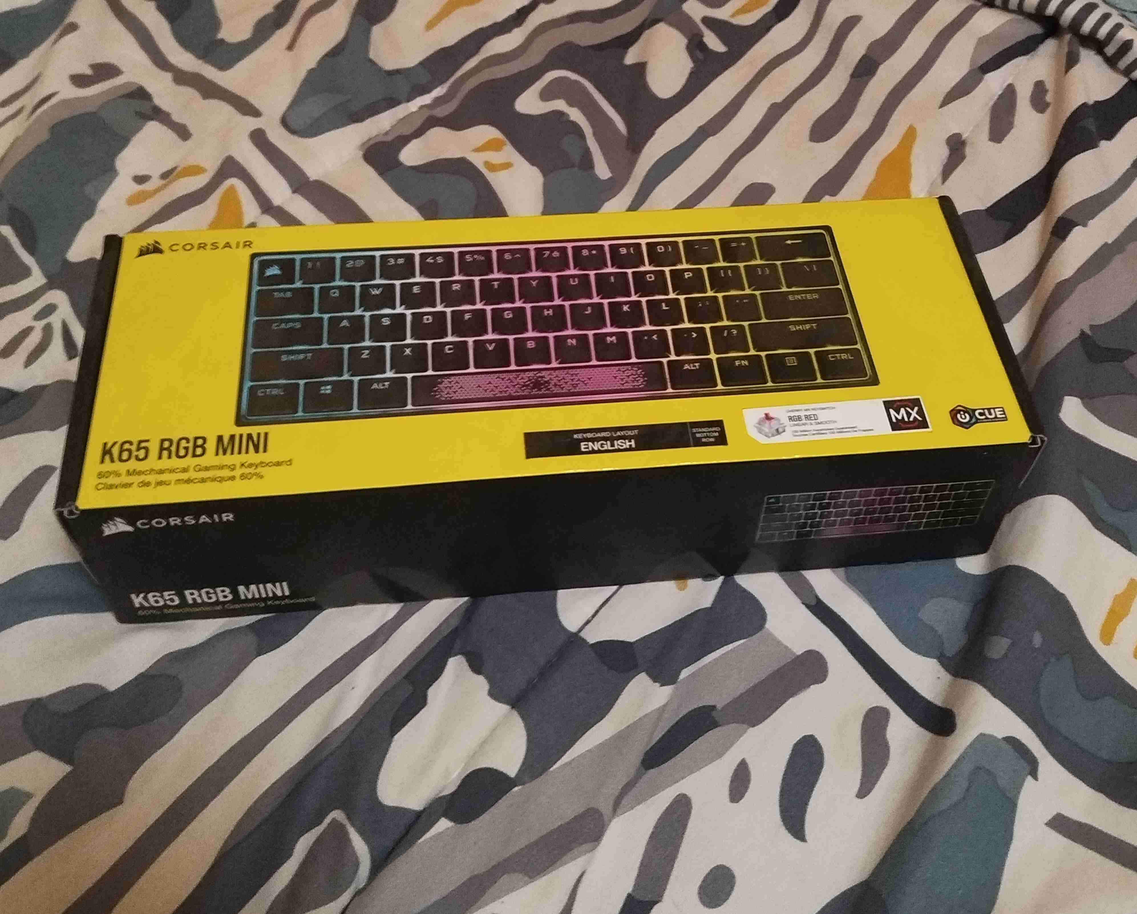 Teclado gaming Corsair K65 RGB Mini - miniatura 1