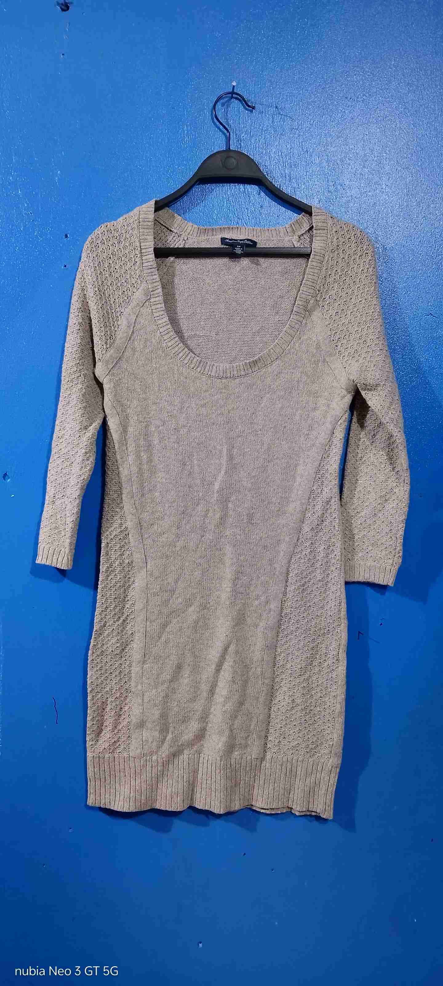 Vestido a rayas brillantes - miniatura 4