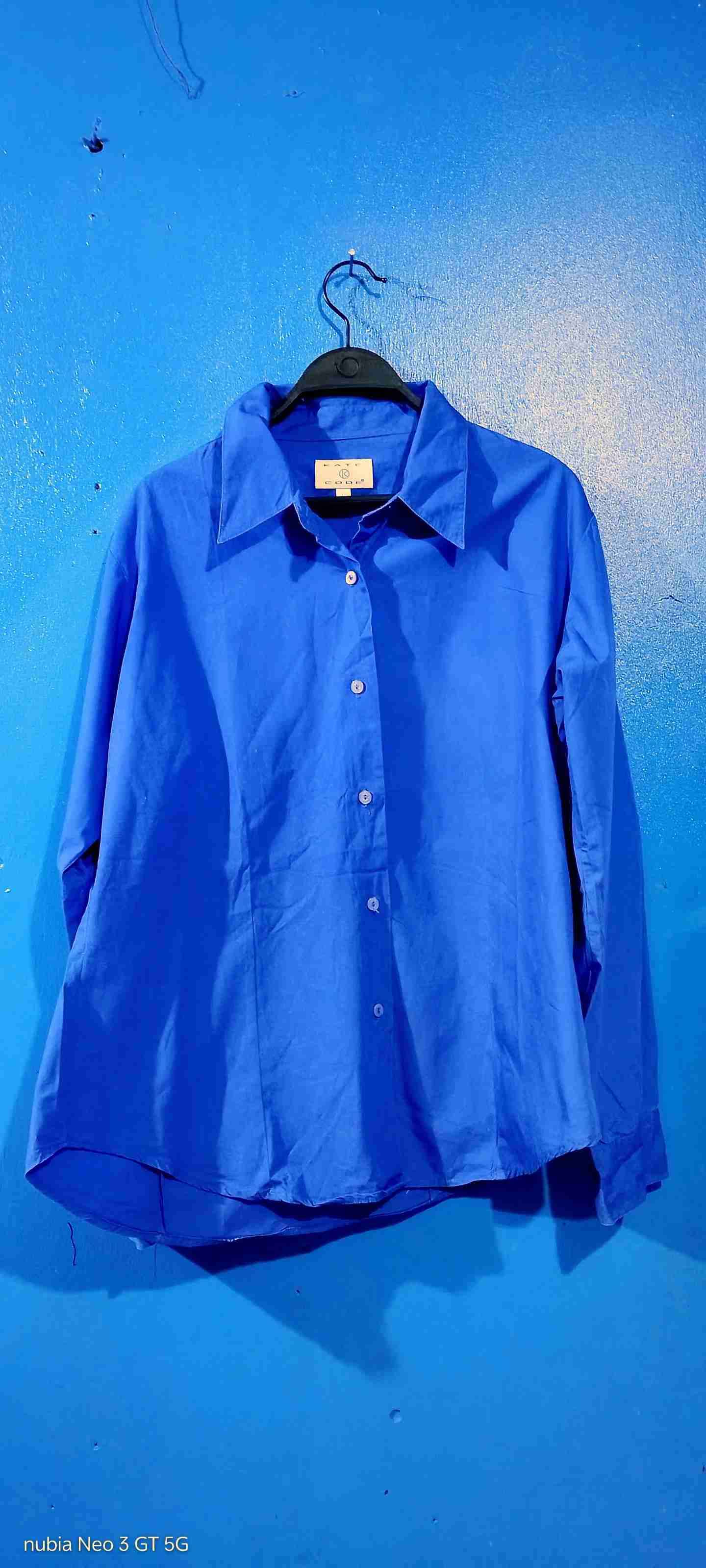 Vestido a rayas brillantes - miniatura 5