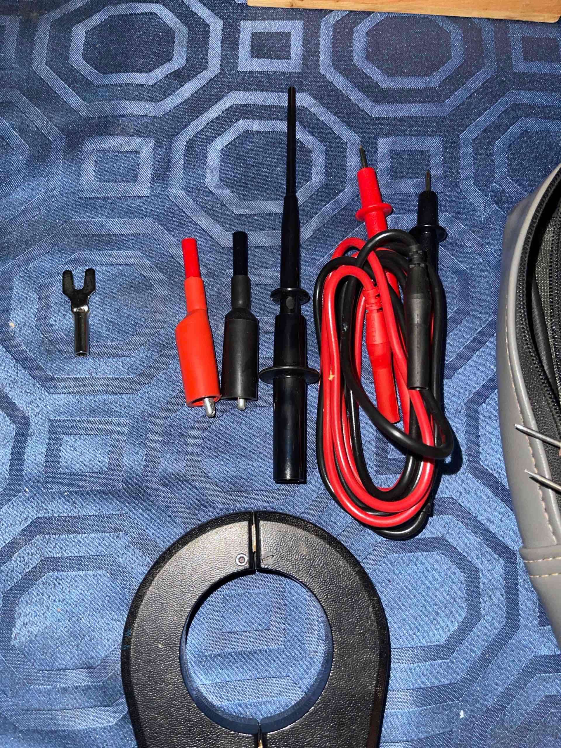 Multímetro Fluke 83 amarillo - miniatura 3