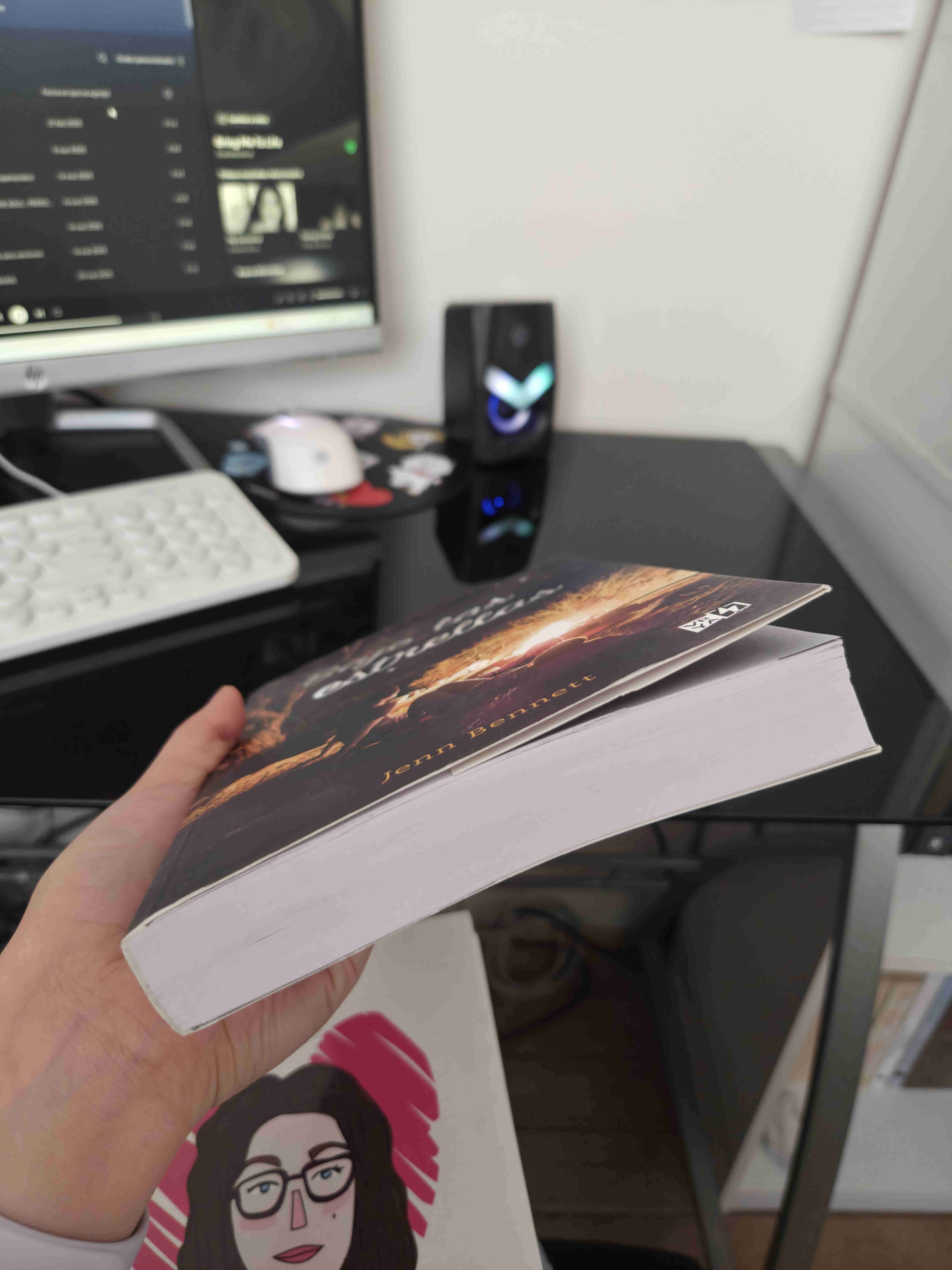 Libro 'Bajo las estrellas' de Jenn Bennett - miniatura 3