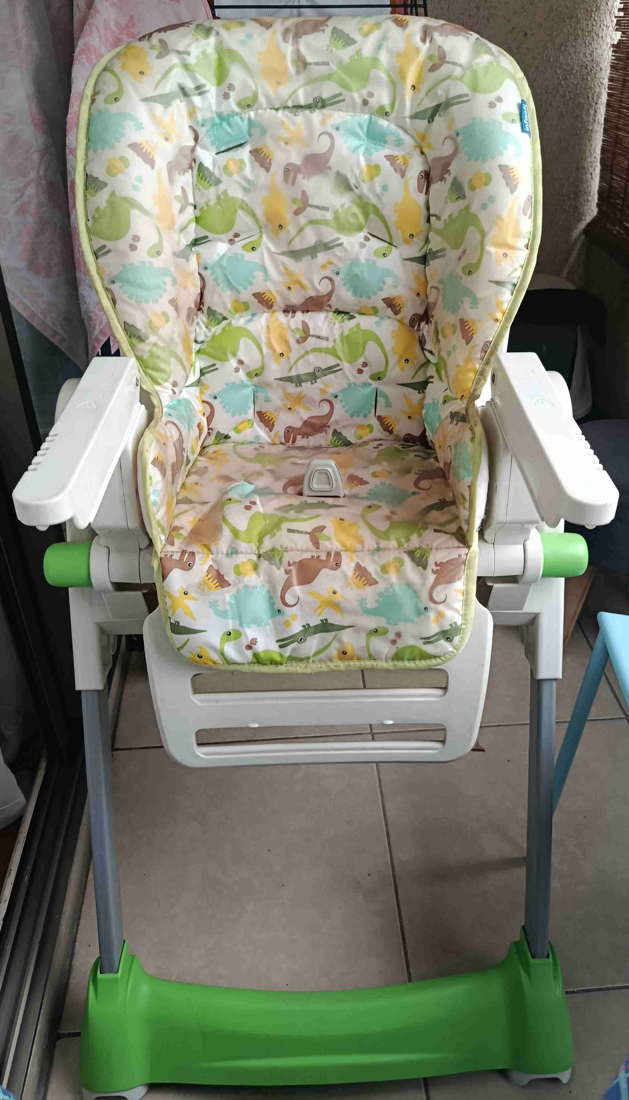 Silla alta plegable para bebé - miniatura 4