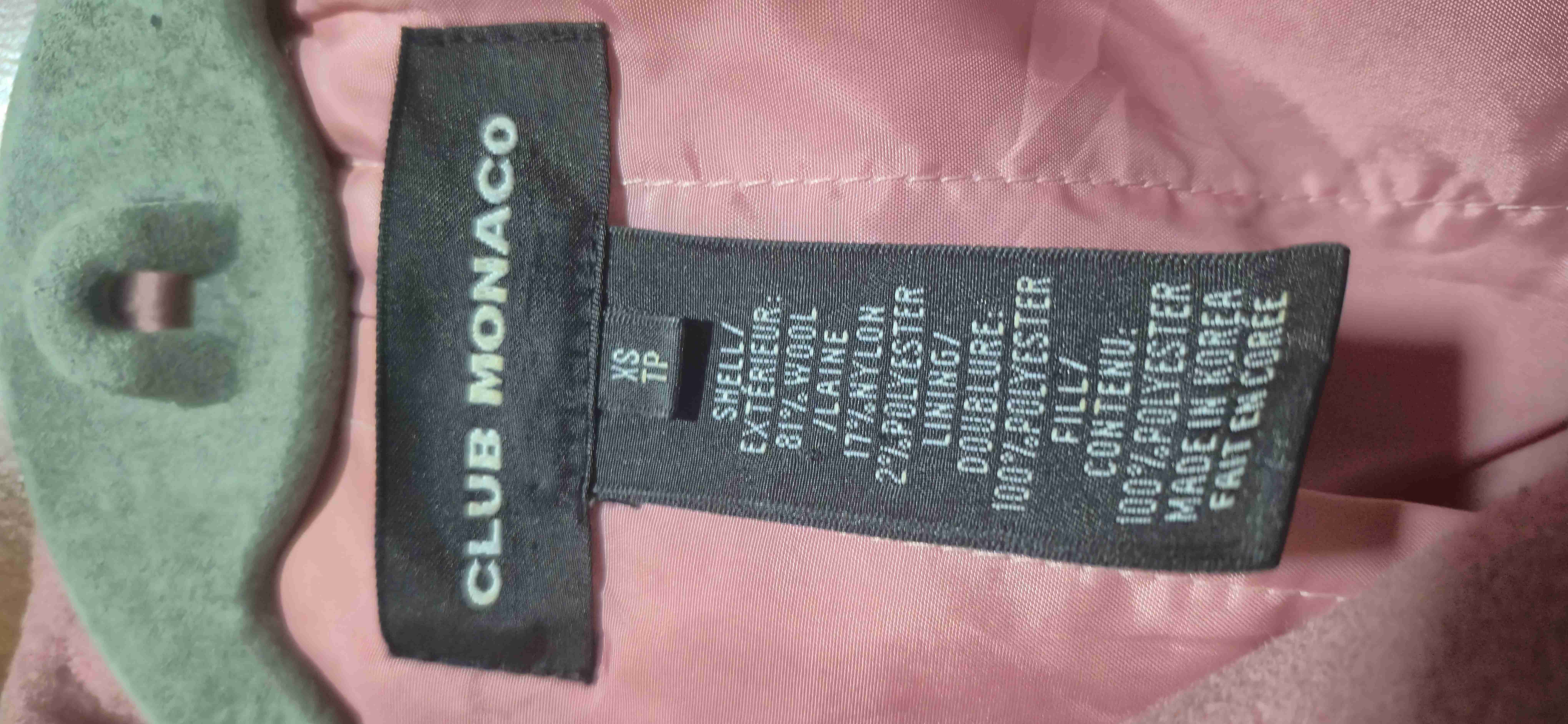 Abrigo rosa con botones - miniatura 2