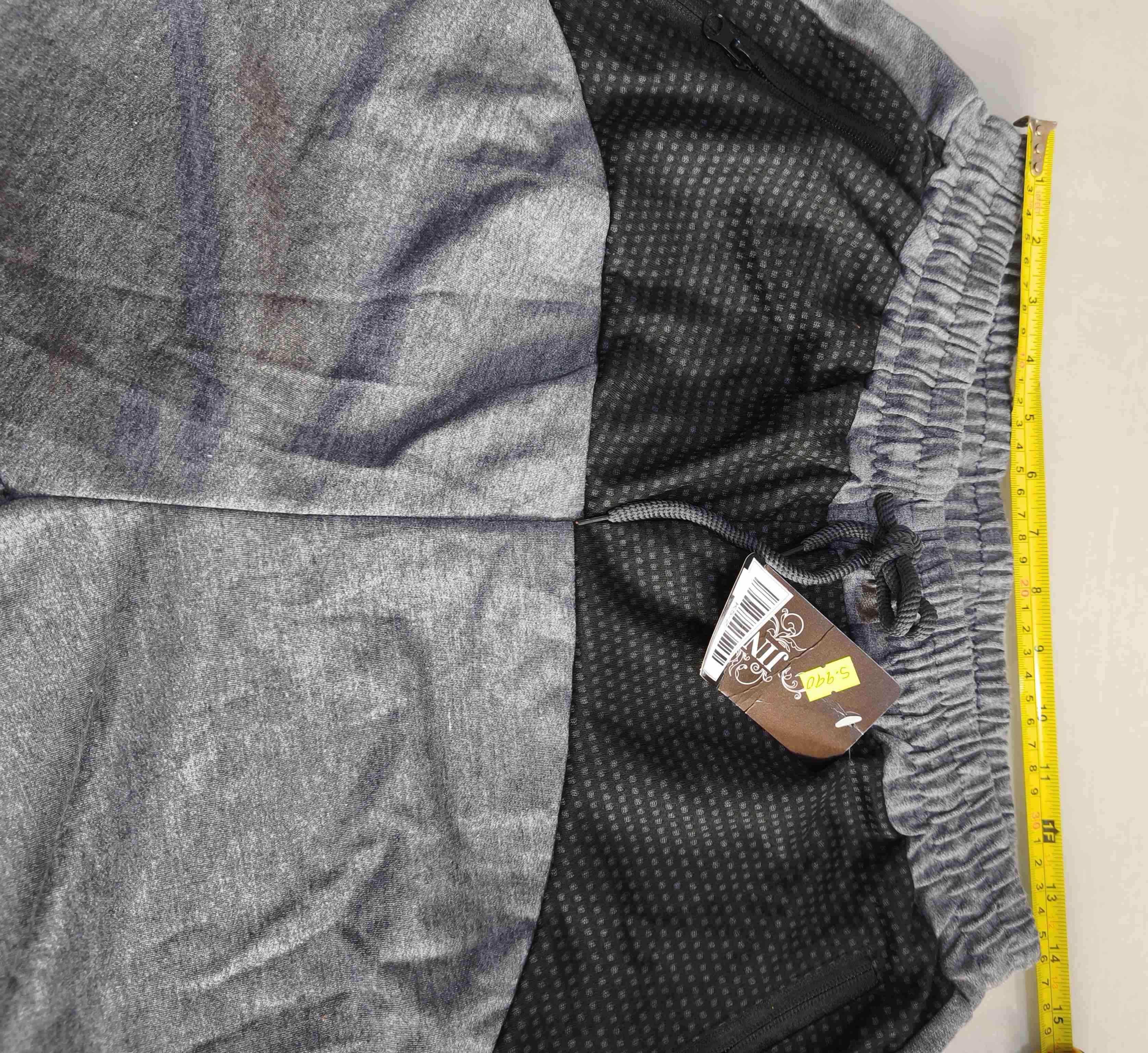 Short deportivo gris y negro NUEVO - miniatura 6