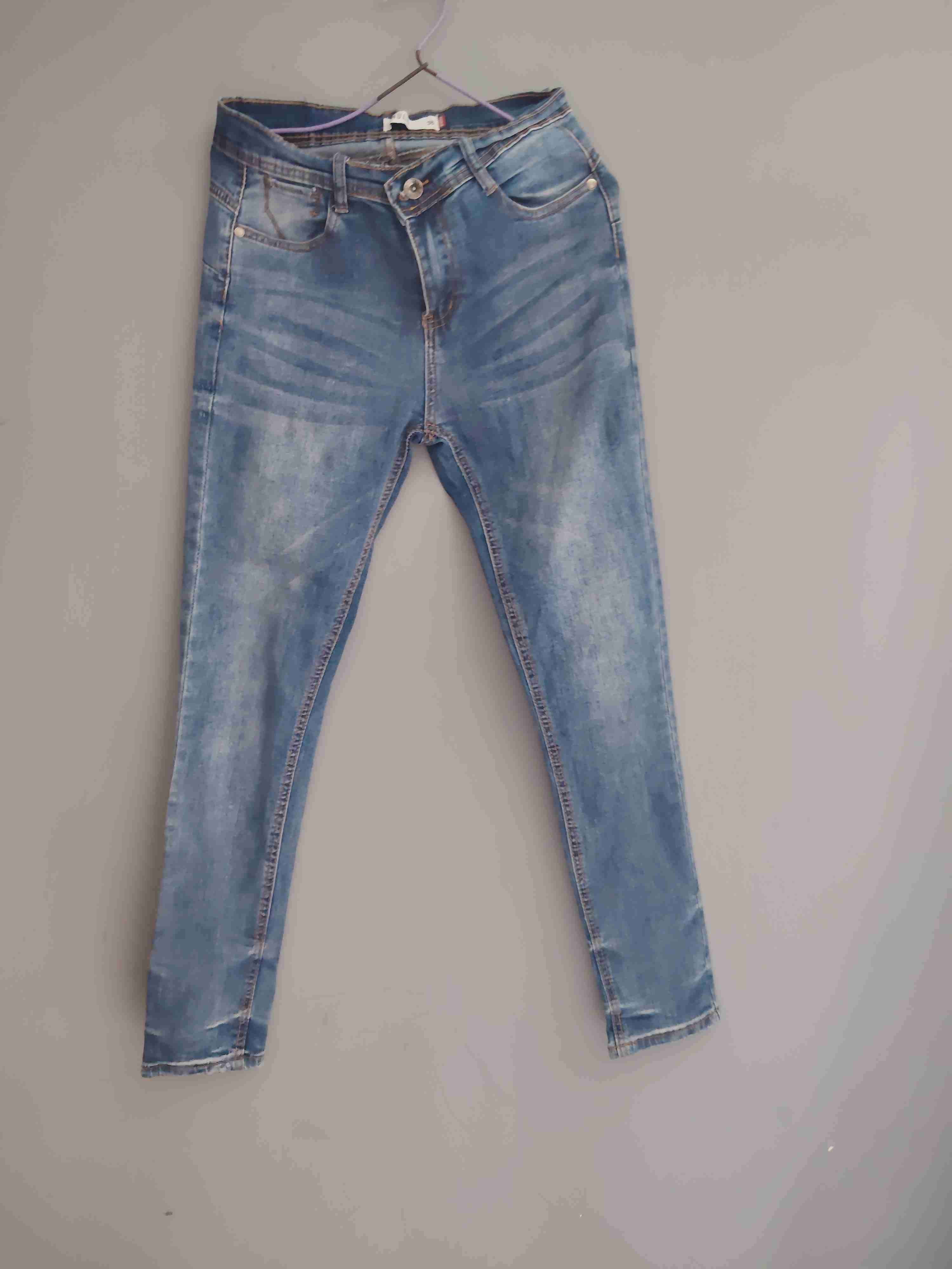 Jeans azul talla 38  valor 5.000 - miniatura 5