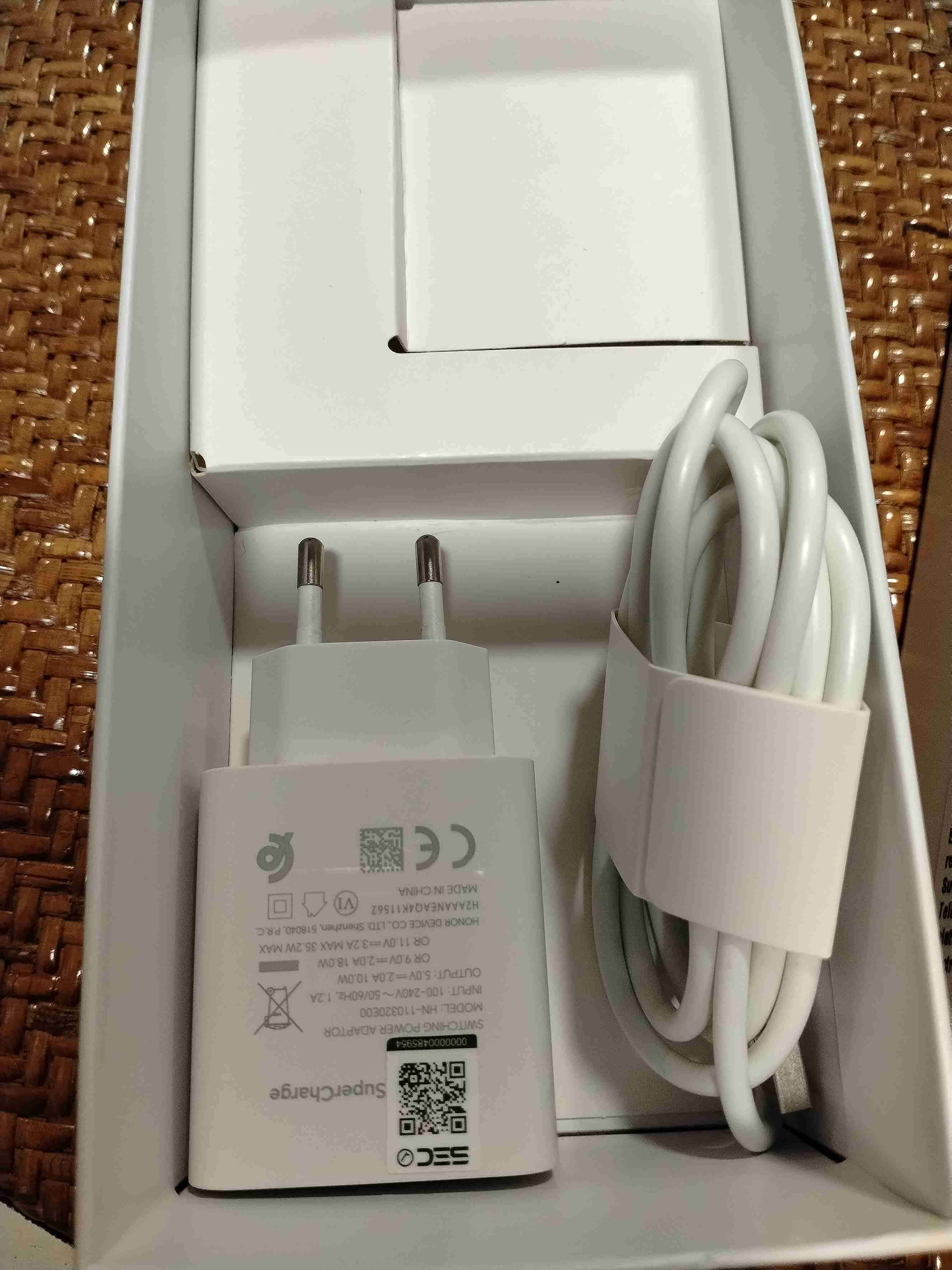 Smartphone nuevo en caja modelo Redmi note 13 . - miniatura 5