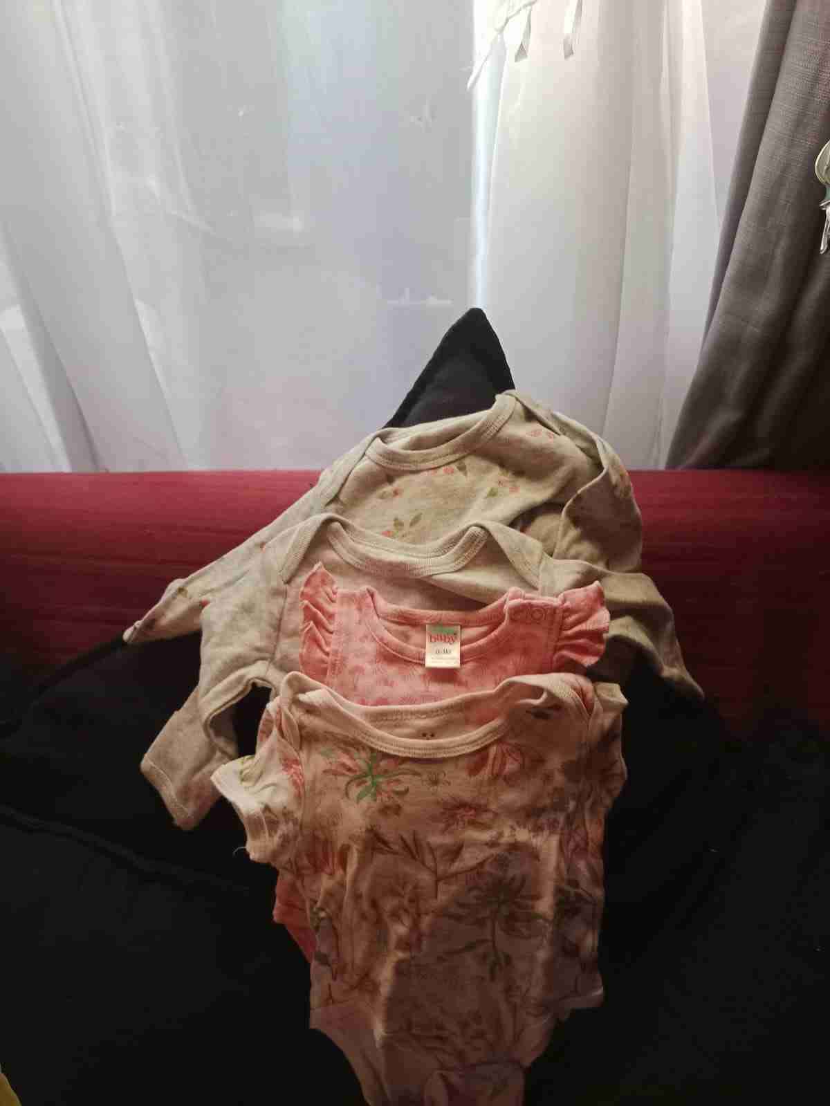 ropa para bebé - miniatura 3