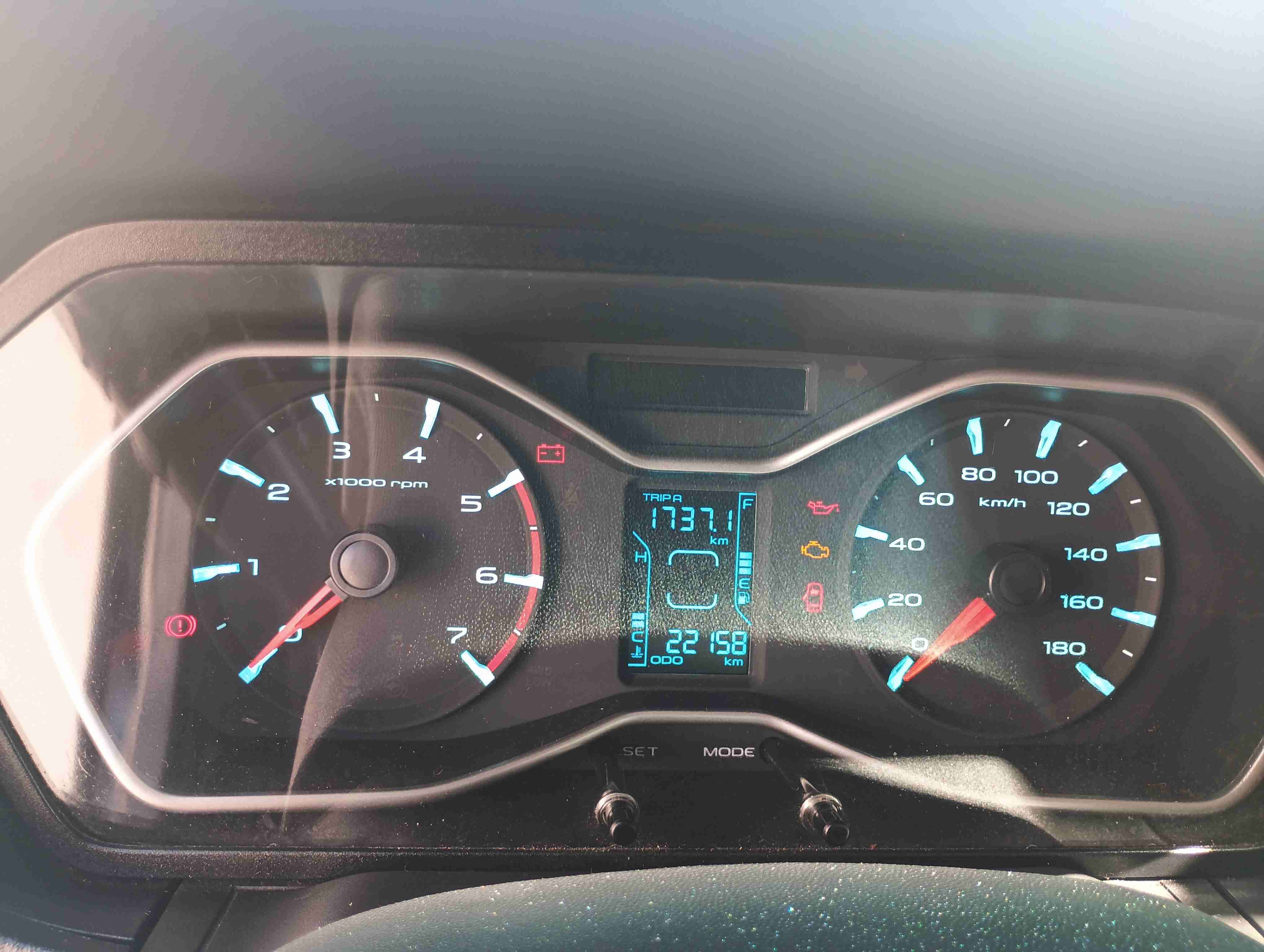 Camioneta Mahindra Pink up 2.2 - miniatura 5