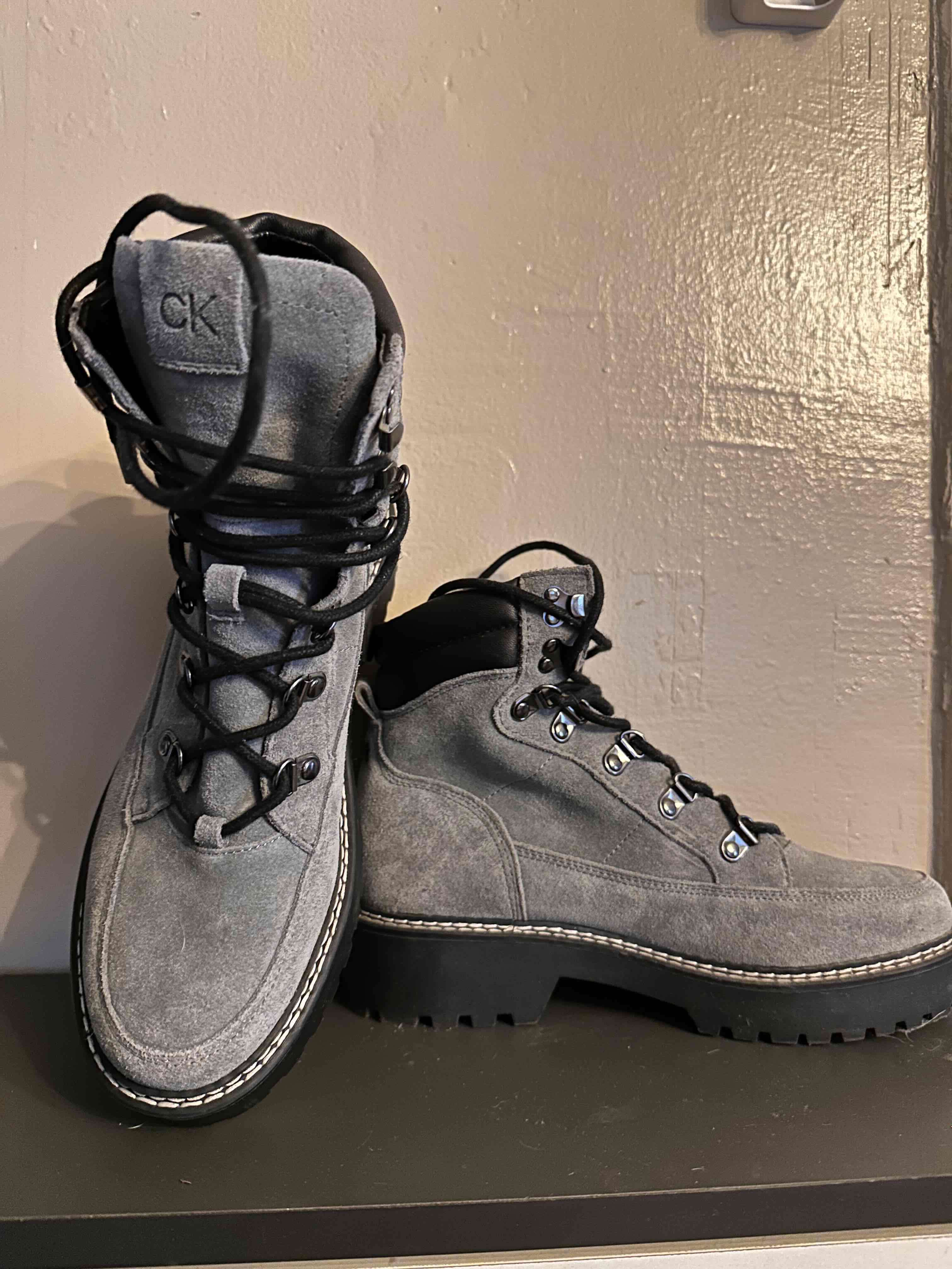 Botas grises de gamuza - miniatura 4