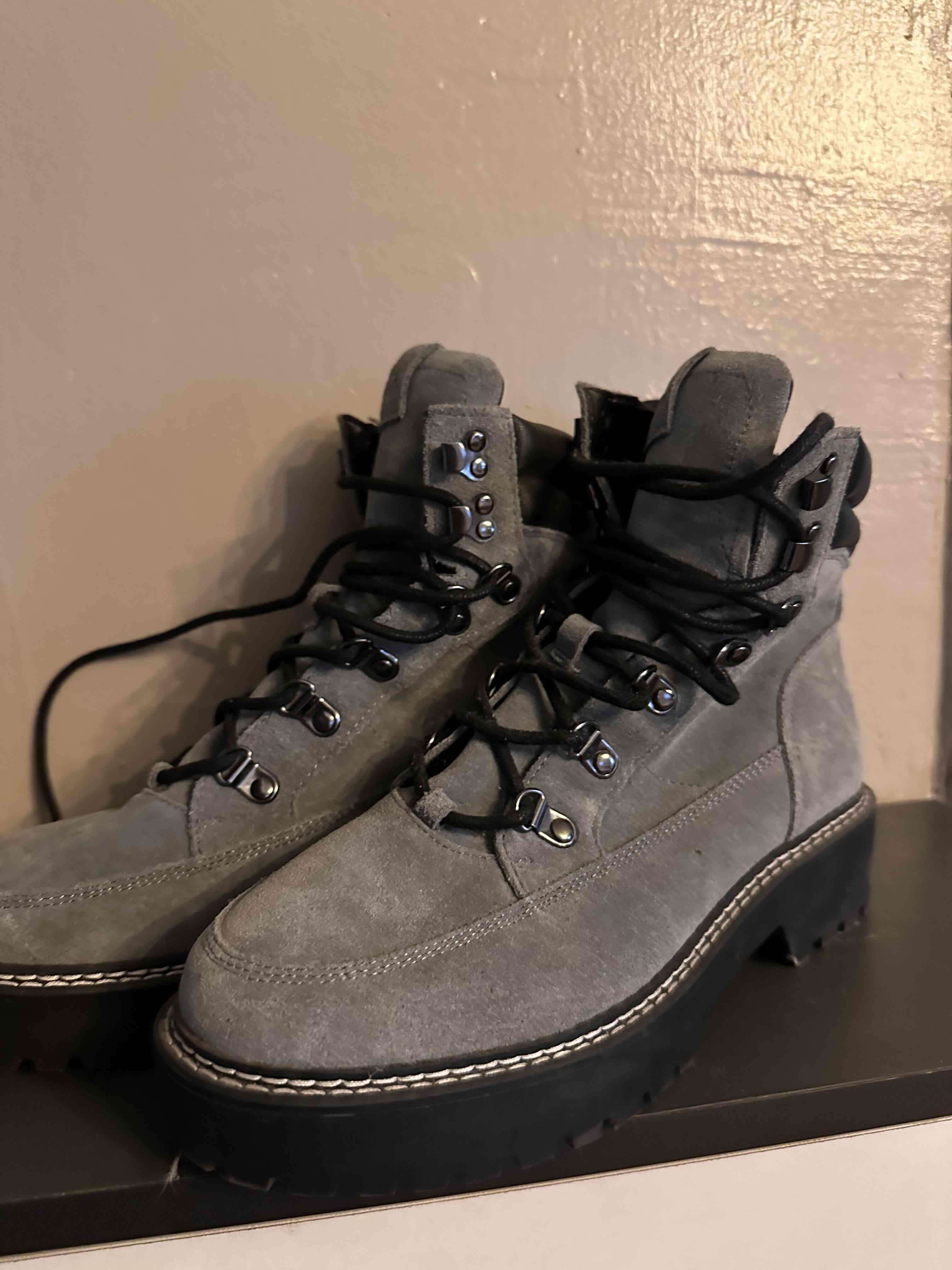 Botas grises de gamuza - miniatura 6