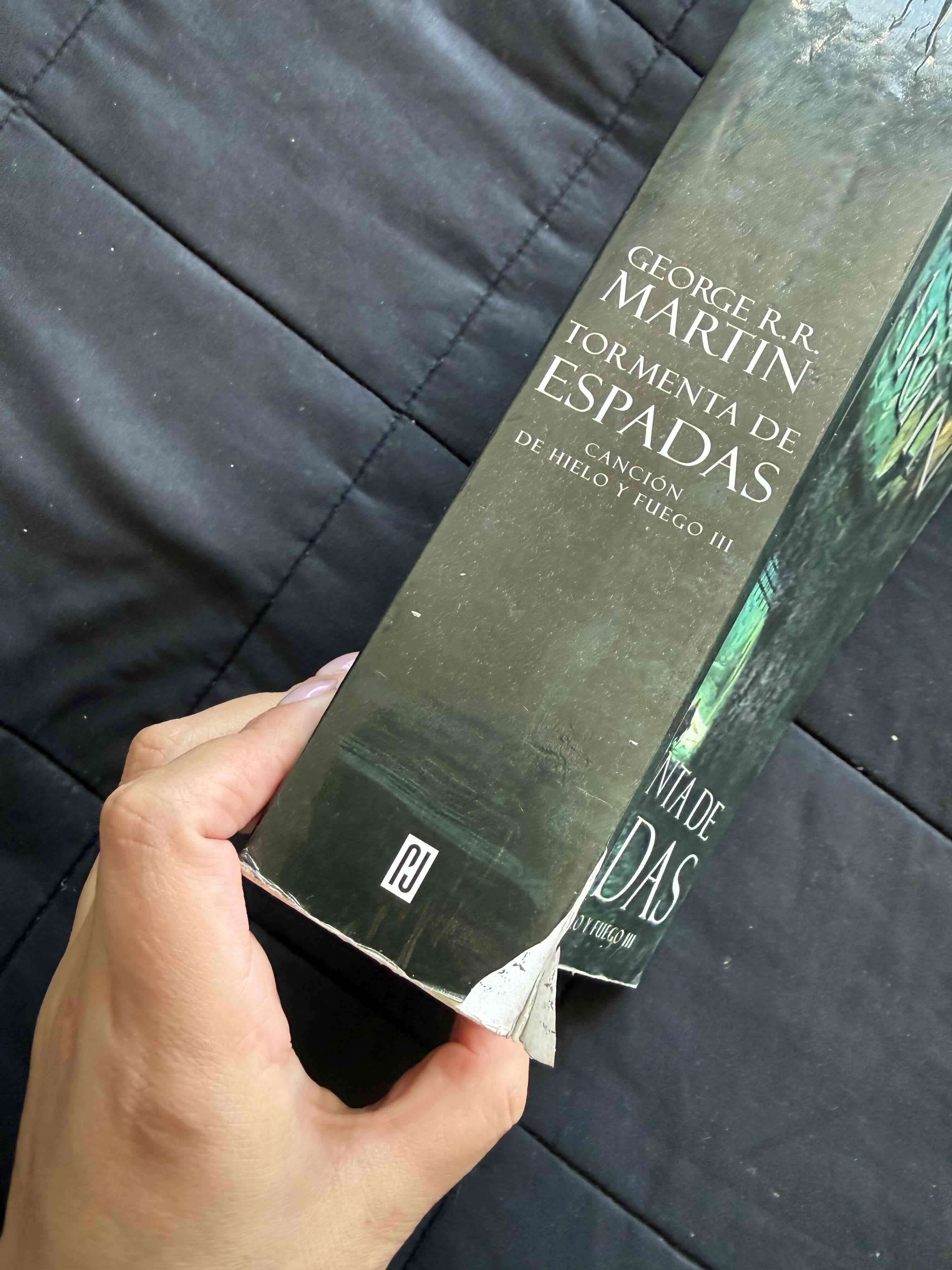 Libro Tormenta de Espadas - miniatura 2