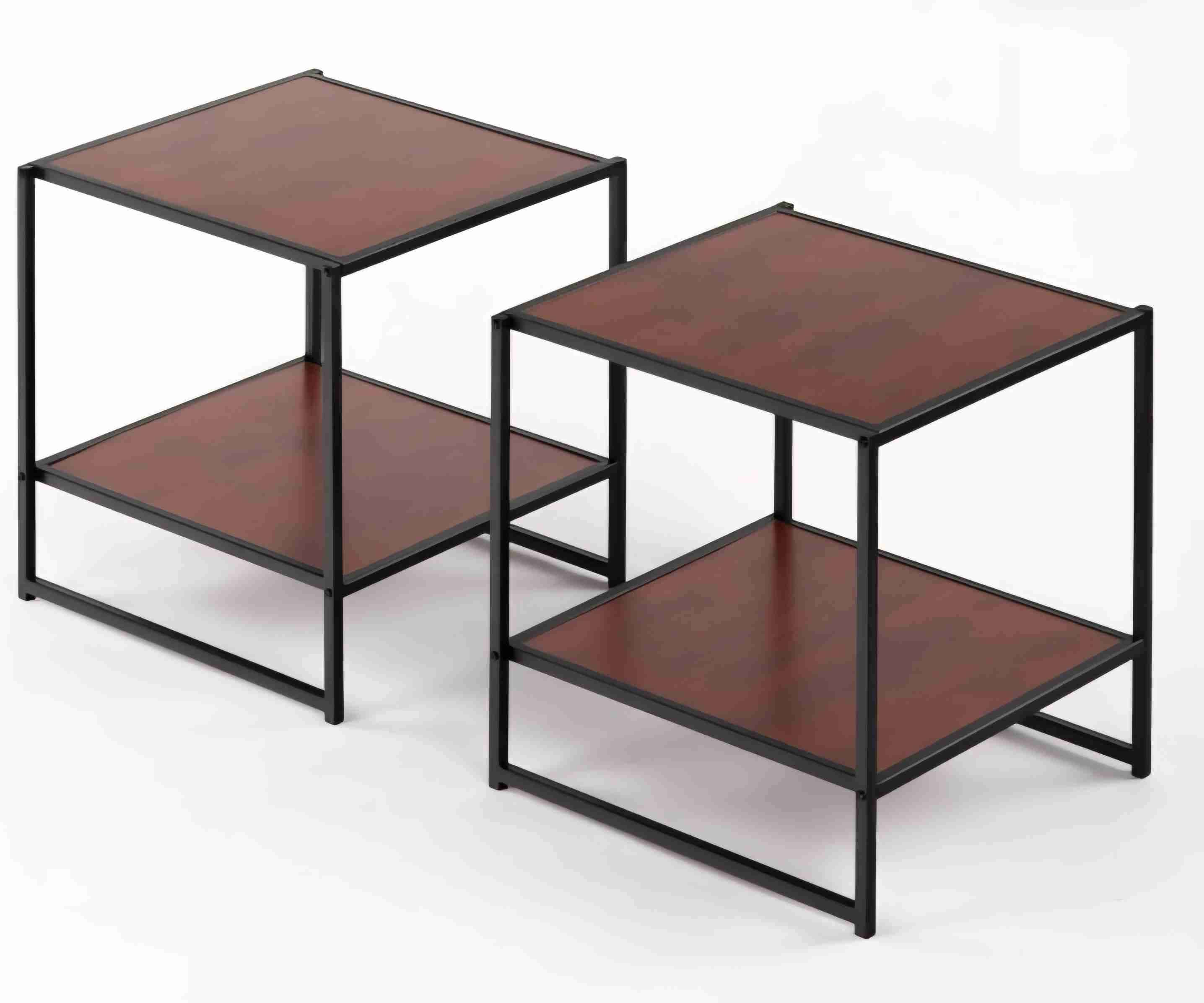 Set de dos mesas cuadradas metálicas