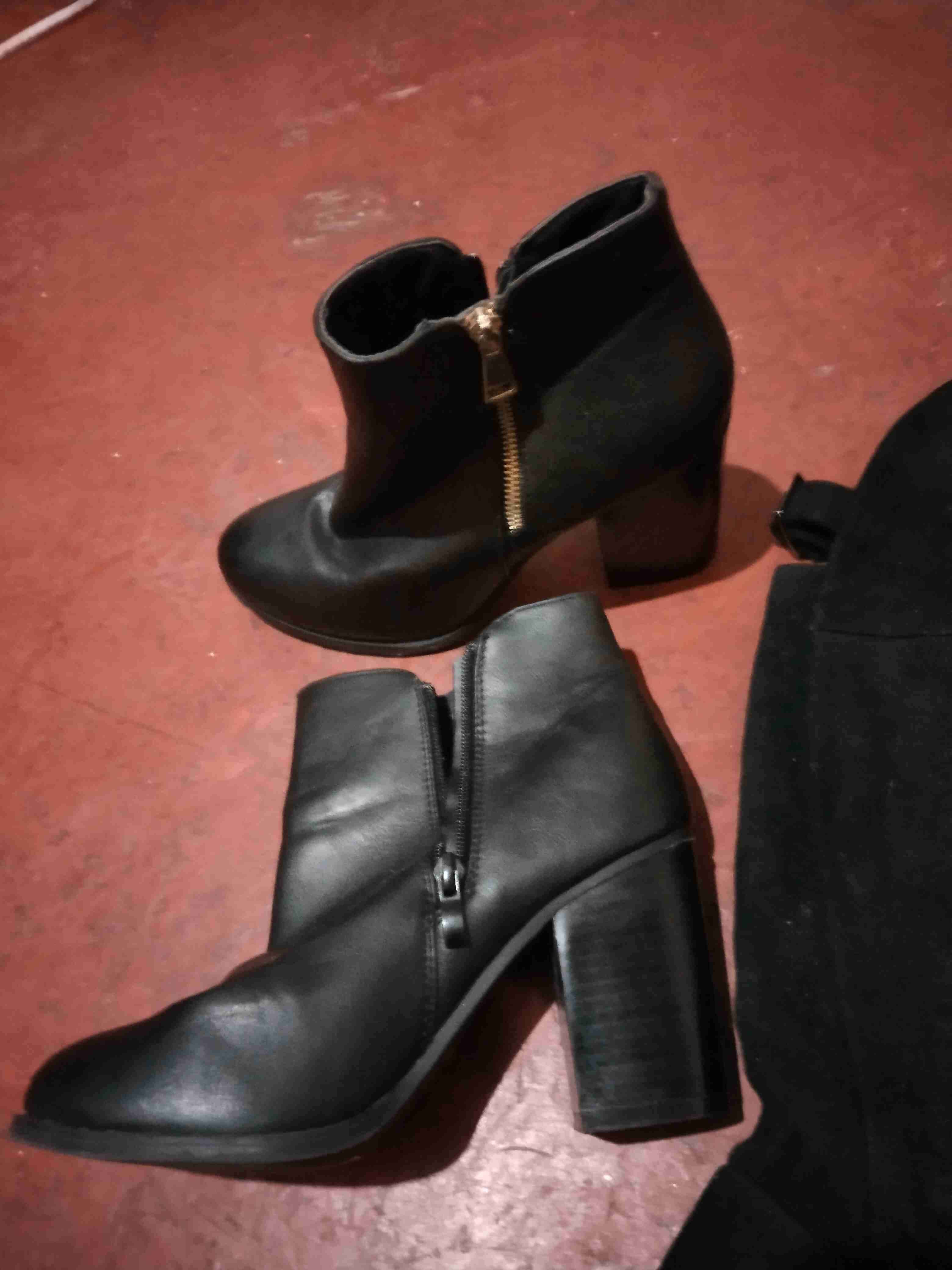 Botas de cuero marrón - miniatura 5