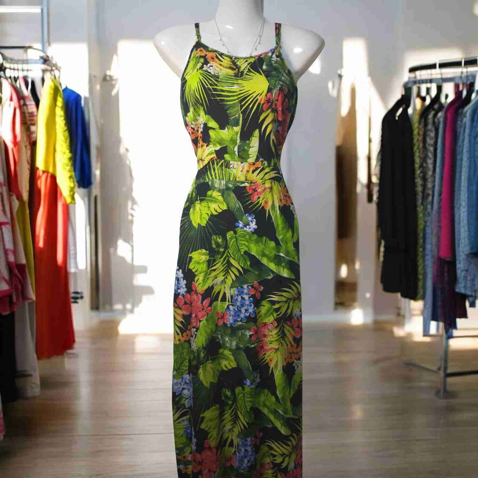 Vestido largo estampado tropical