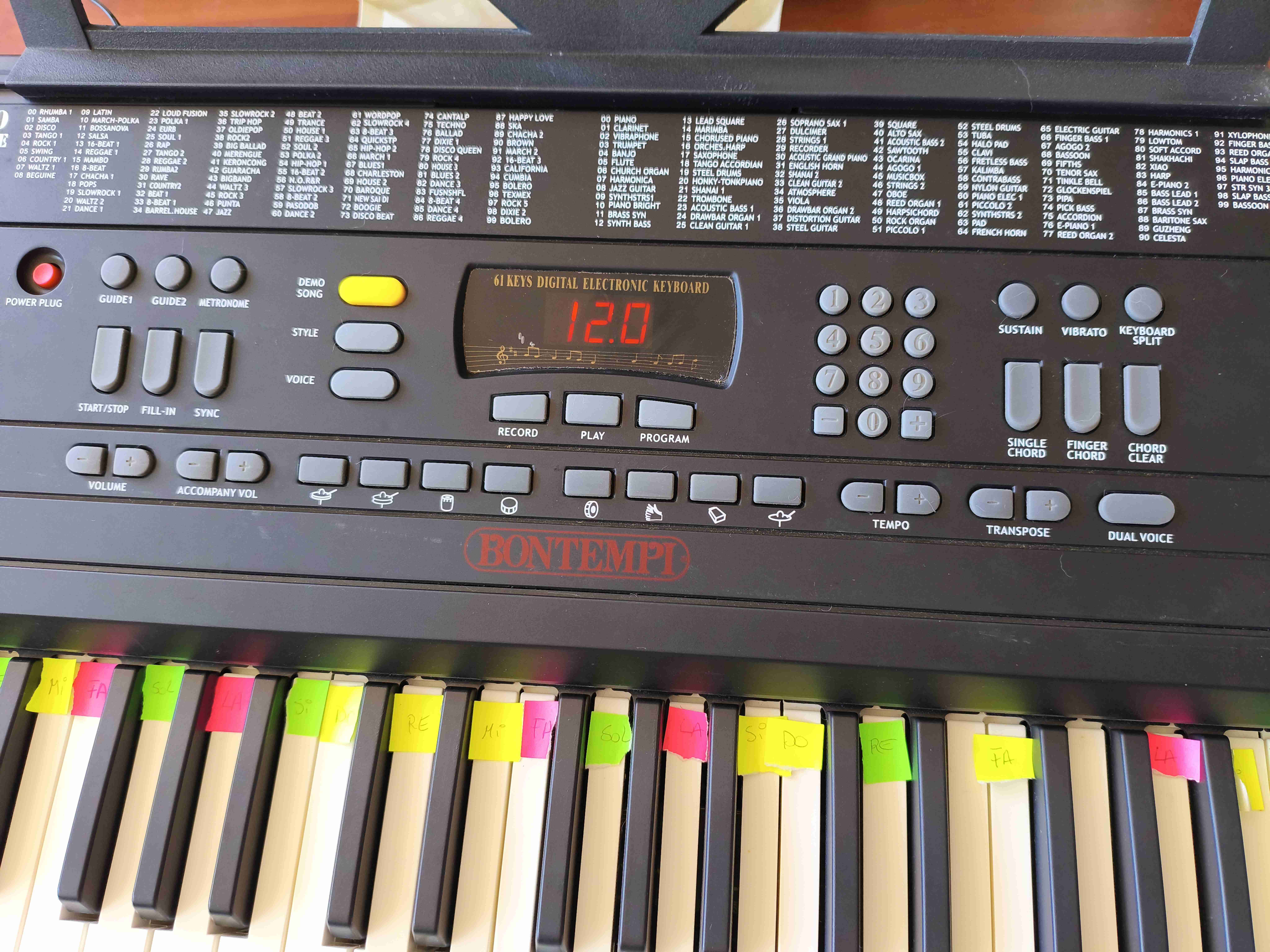 Teclado musical Bontempi con guía - miniatura 2