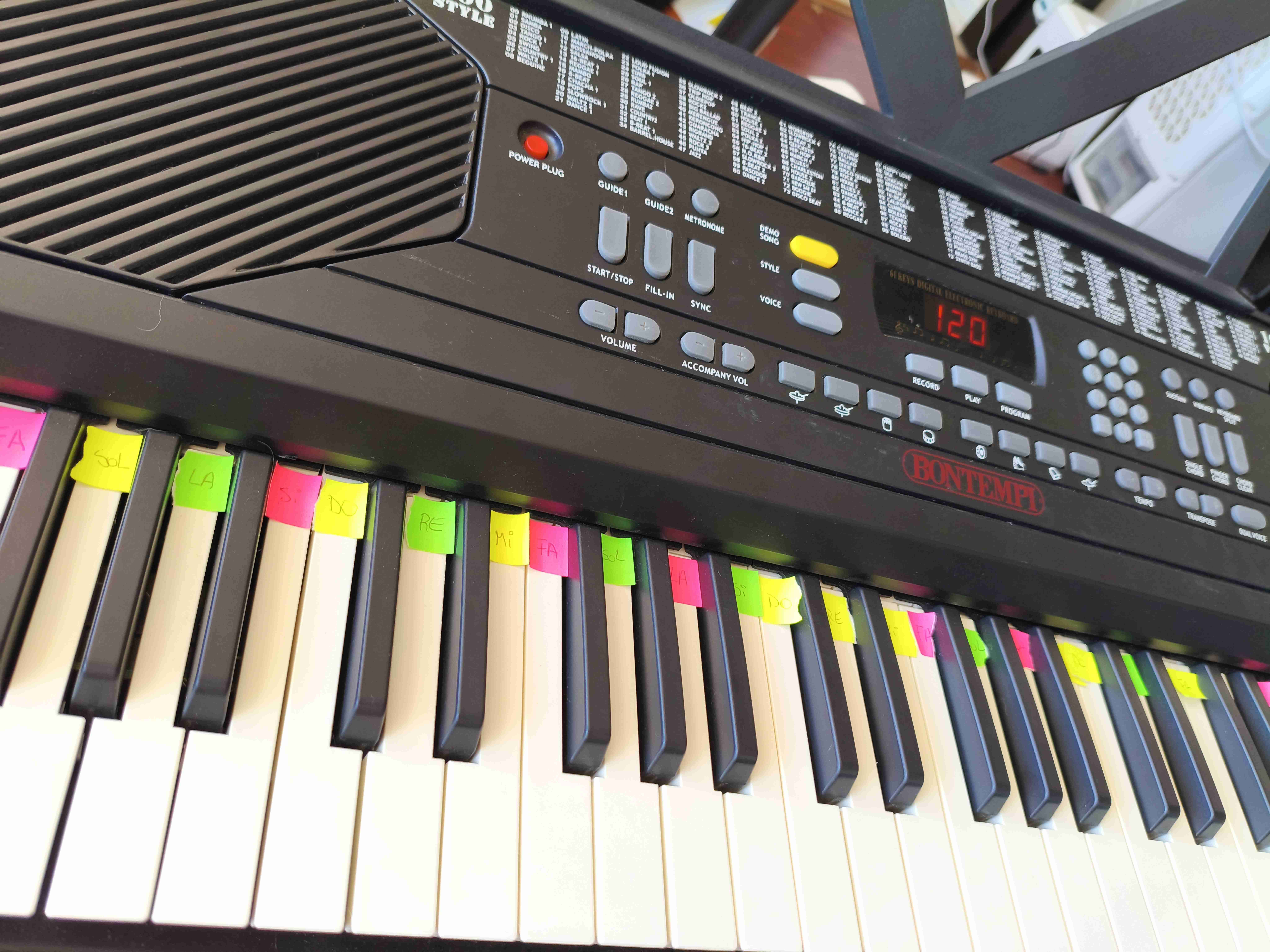 Teclado musical Bontempi con guía - miniatura 3