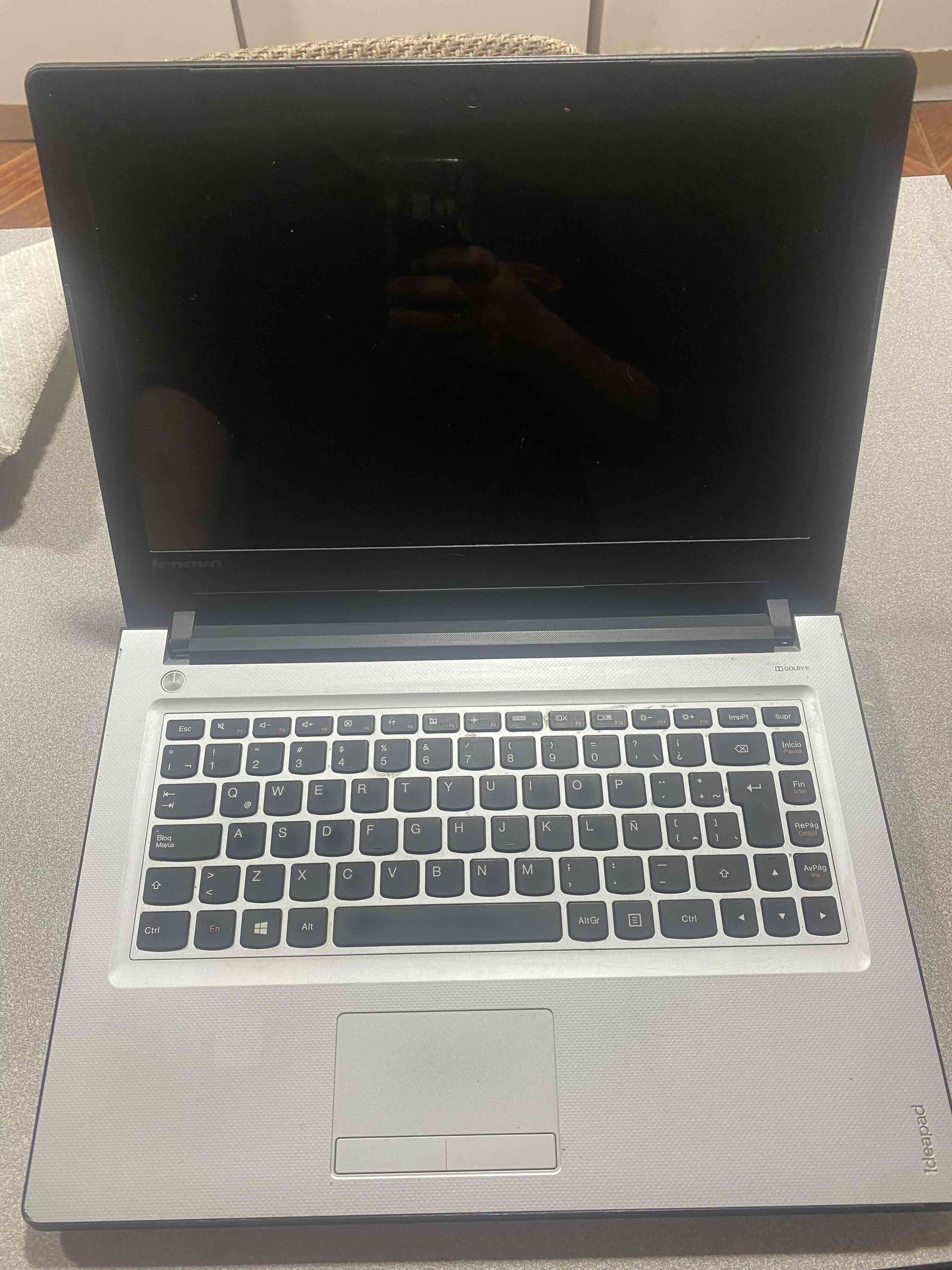 Notebook Lenovo IdeaPad 15 pulgadas - miniatura 1