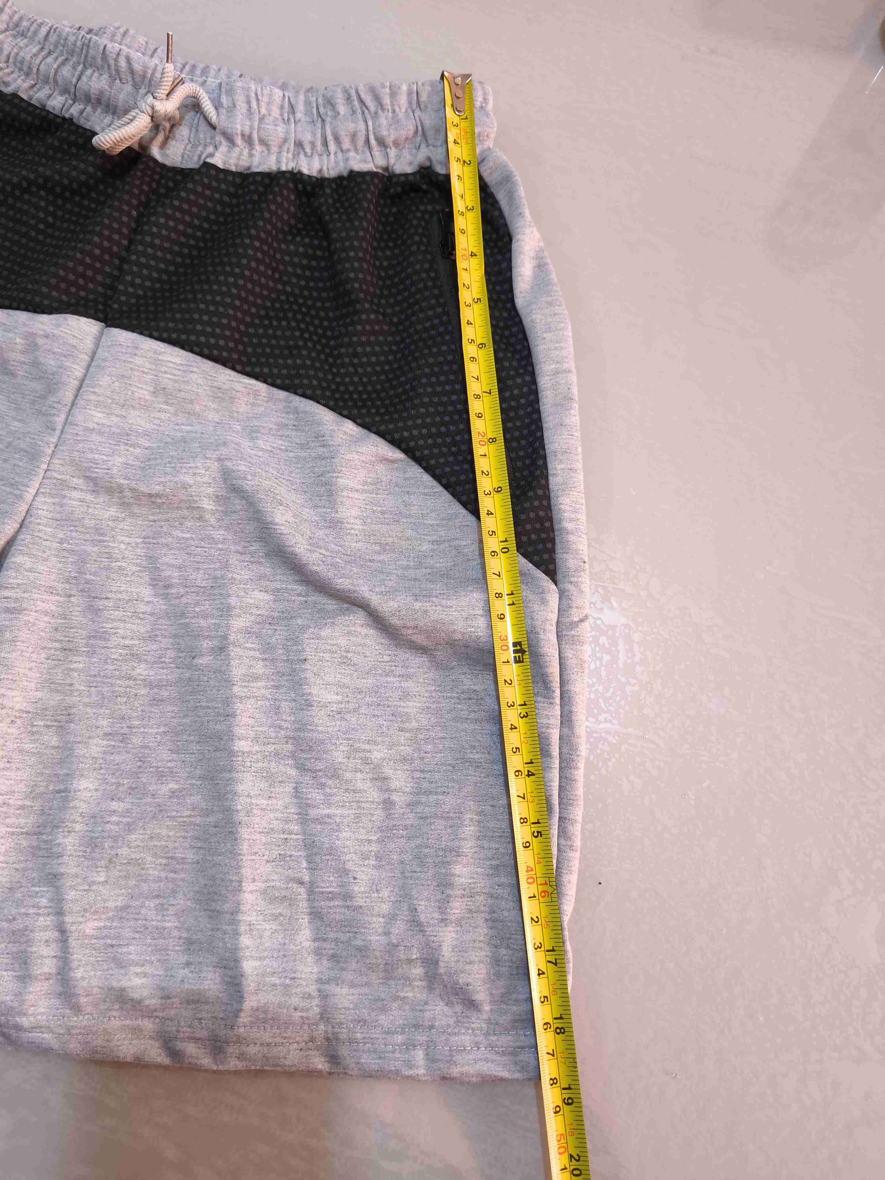 Short deportivo gris y negro, NUEVO - miniatura 6