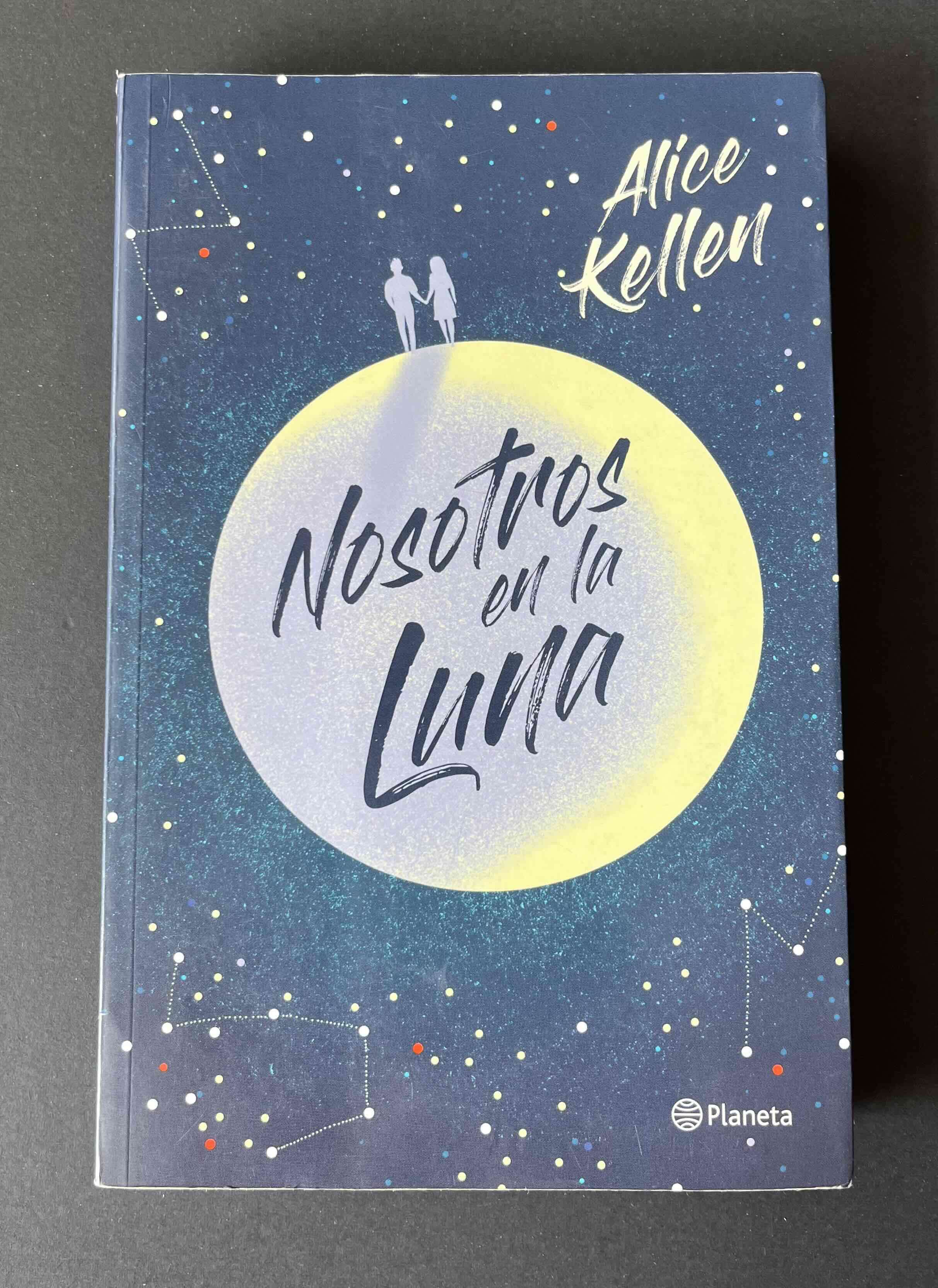 Libro 'Nosotros en la Luna' de Alice Kellen