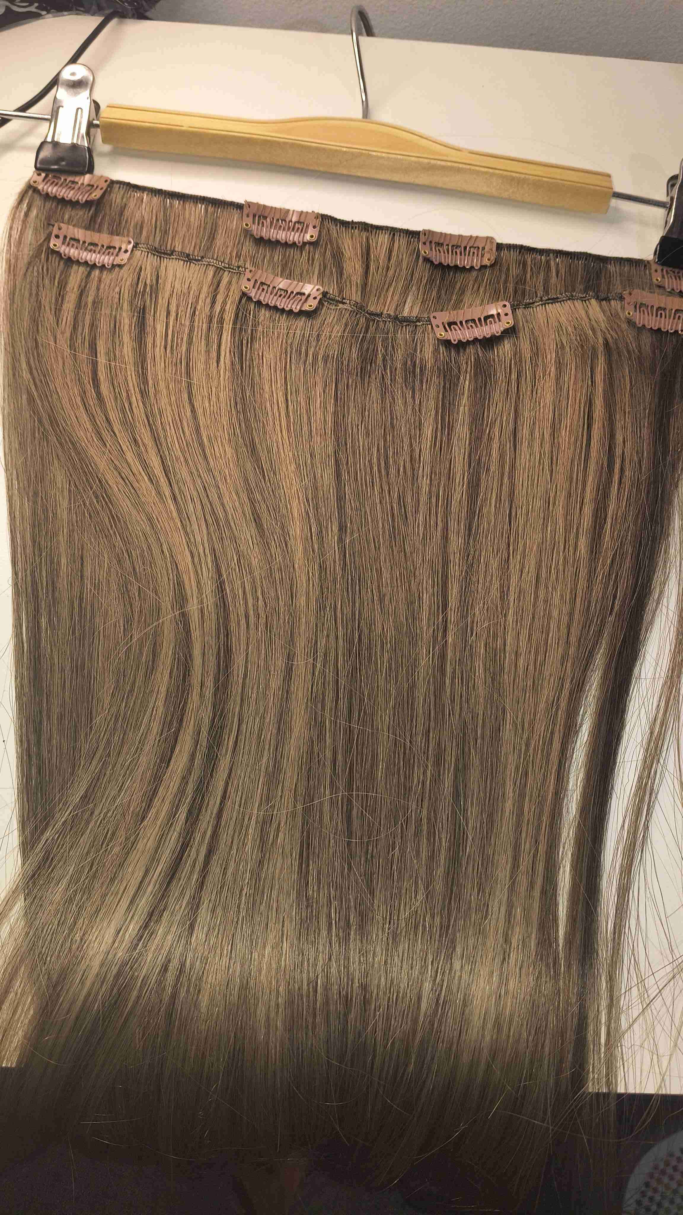 Extensión de cabello liso castaño - miniatura 3