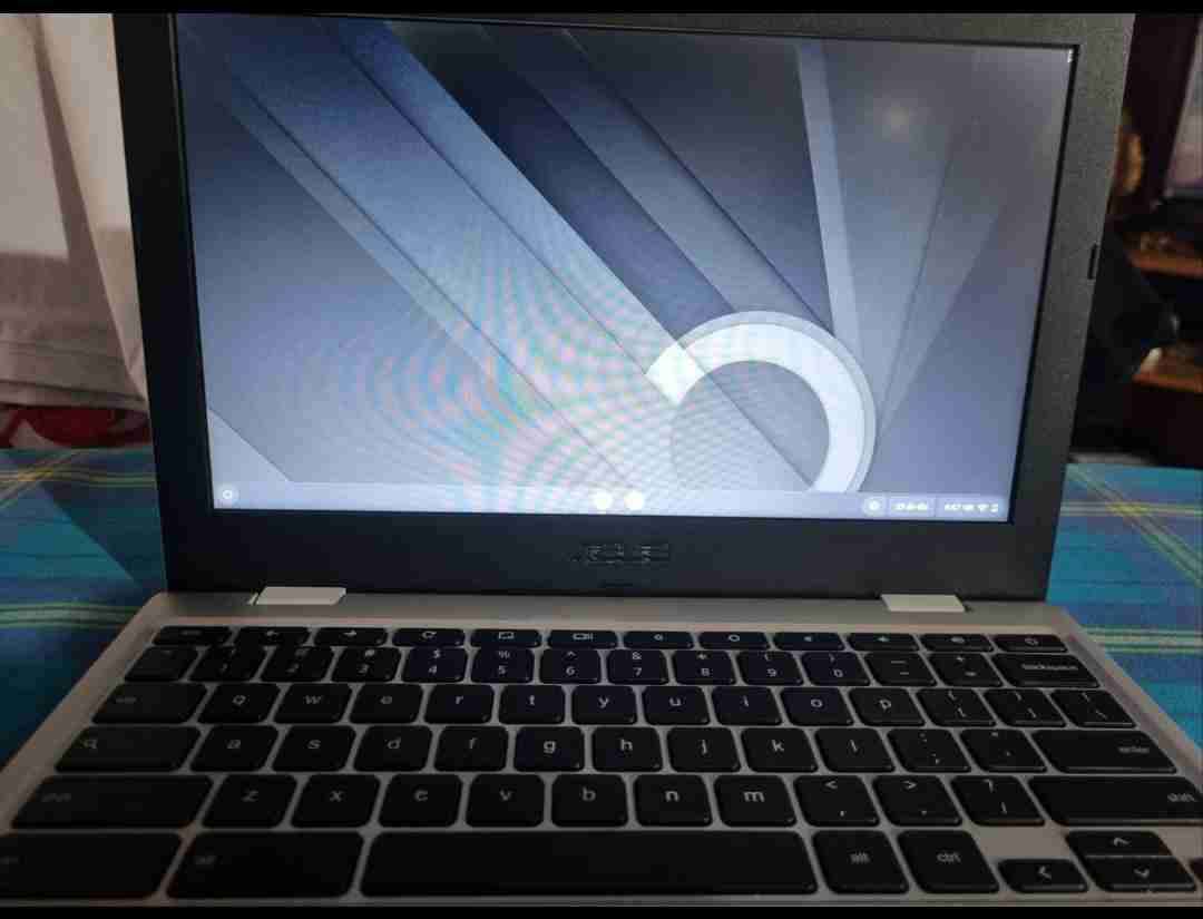 Noteboock chromebookAsus - miniatura 1