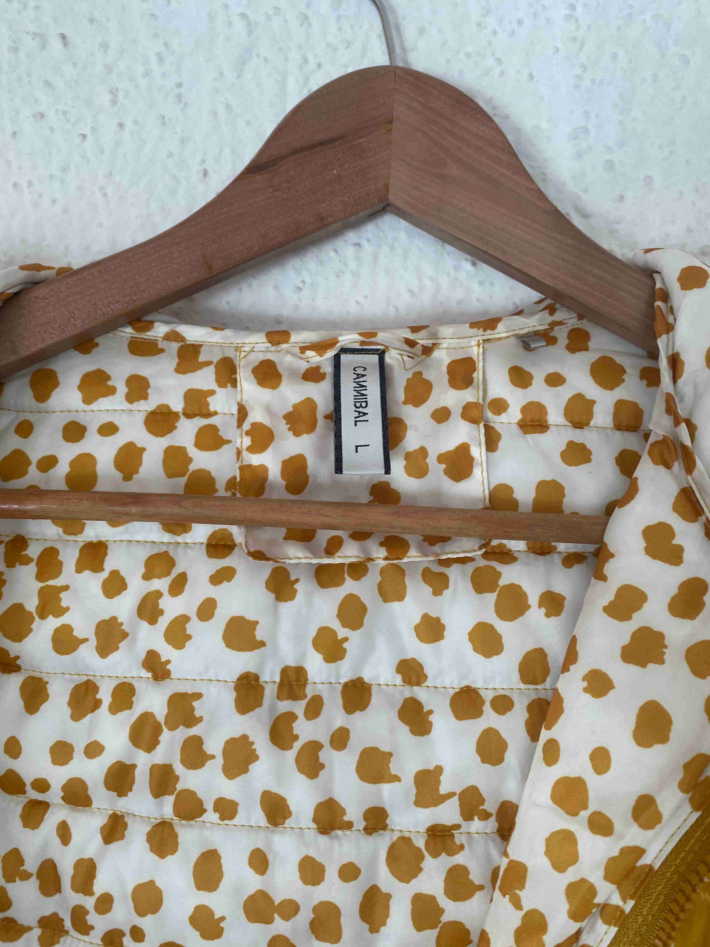 Chaqueta acolchada mostaza - miniatura 3