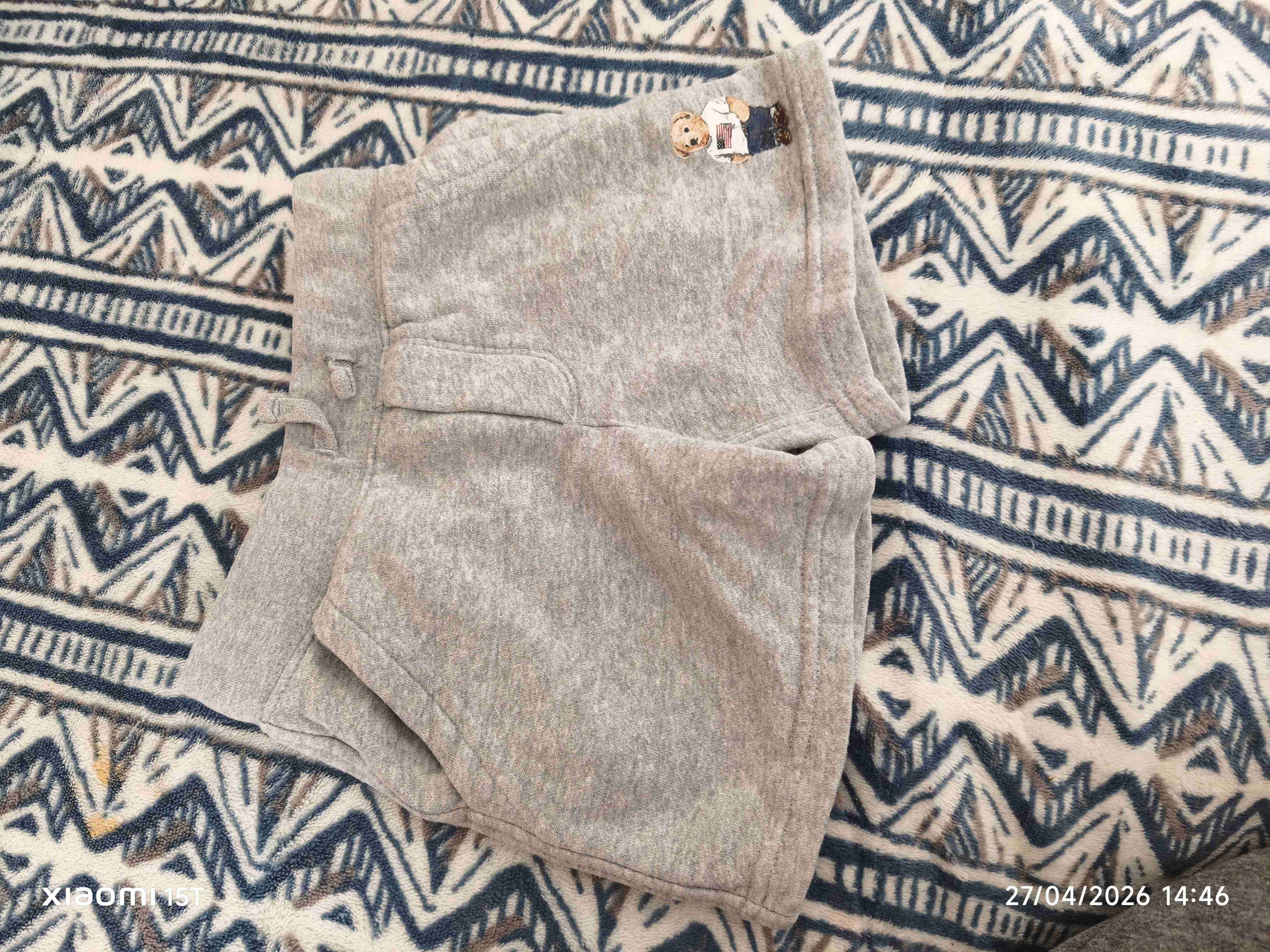 Shorts grises para niño - miniatura 2