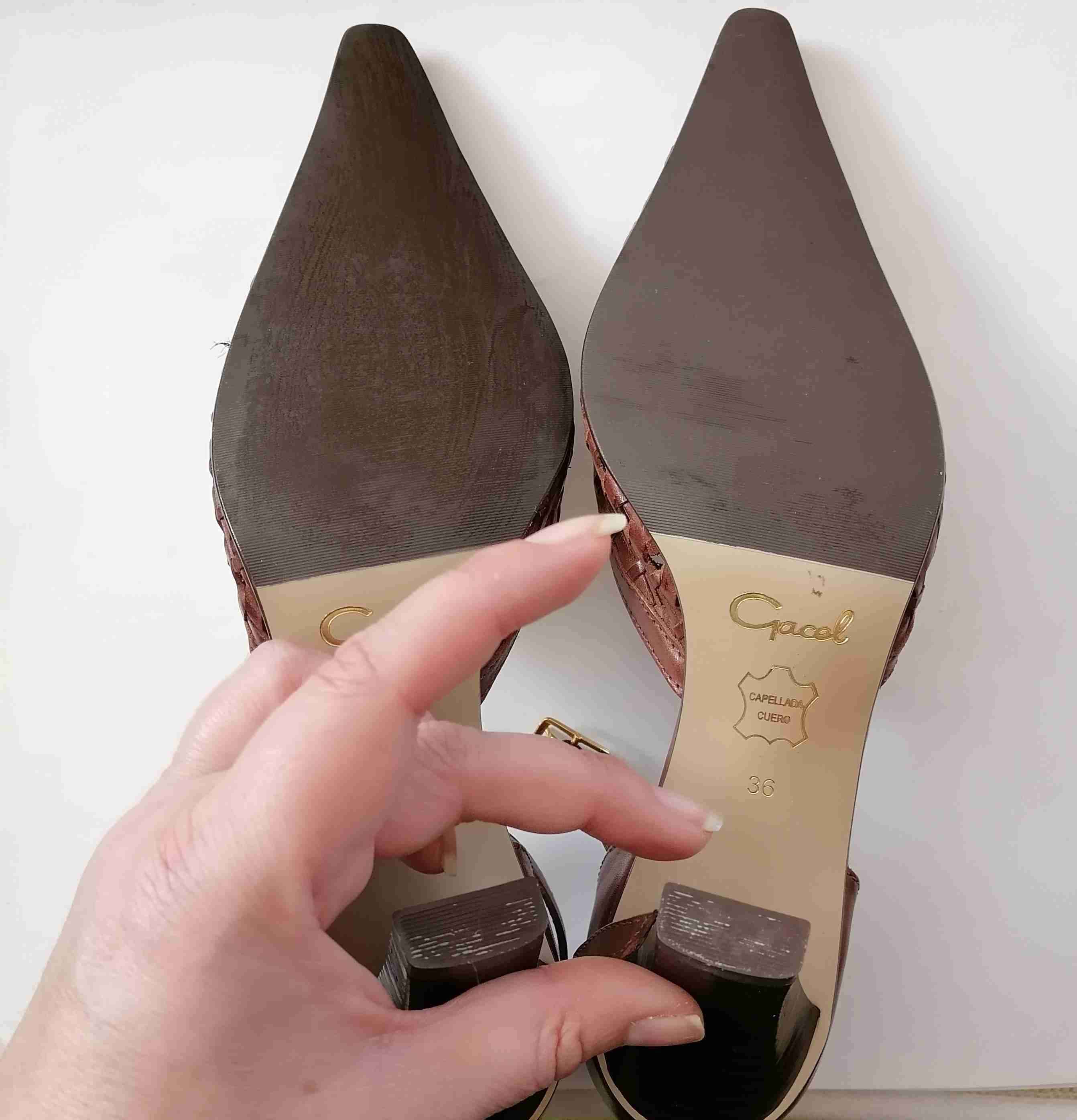 Zapatos de Cuero Marrón con hebilla - miniatura 3